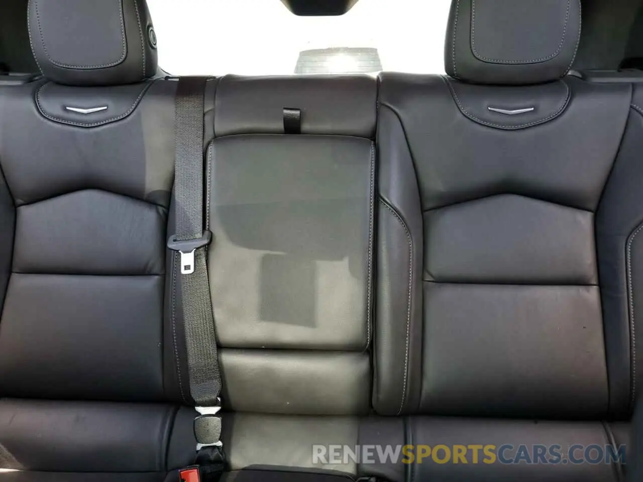 10 Фотография поврежденного автомобиля 1GYFZDR46LF128476 CADILLAC XT4 2020