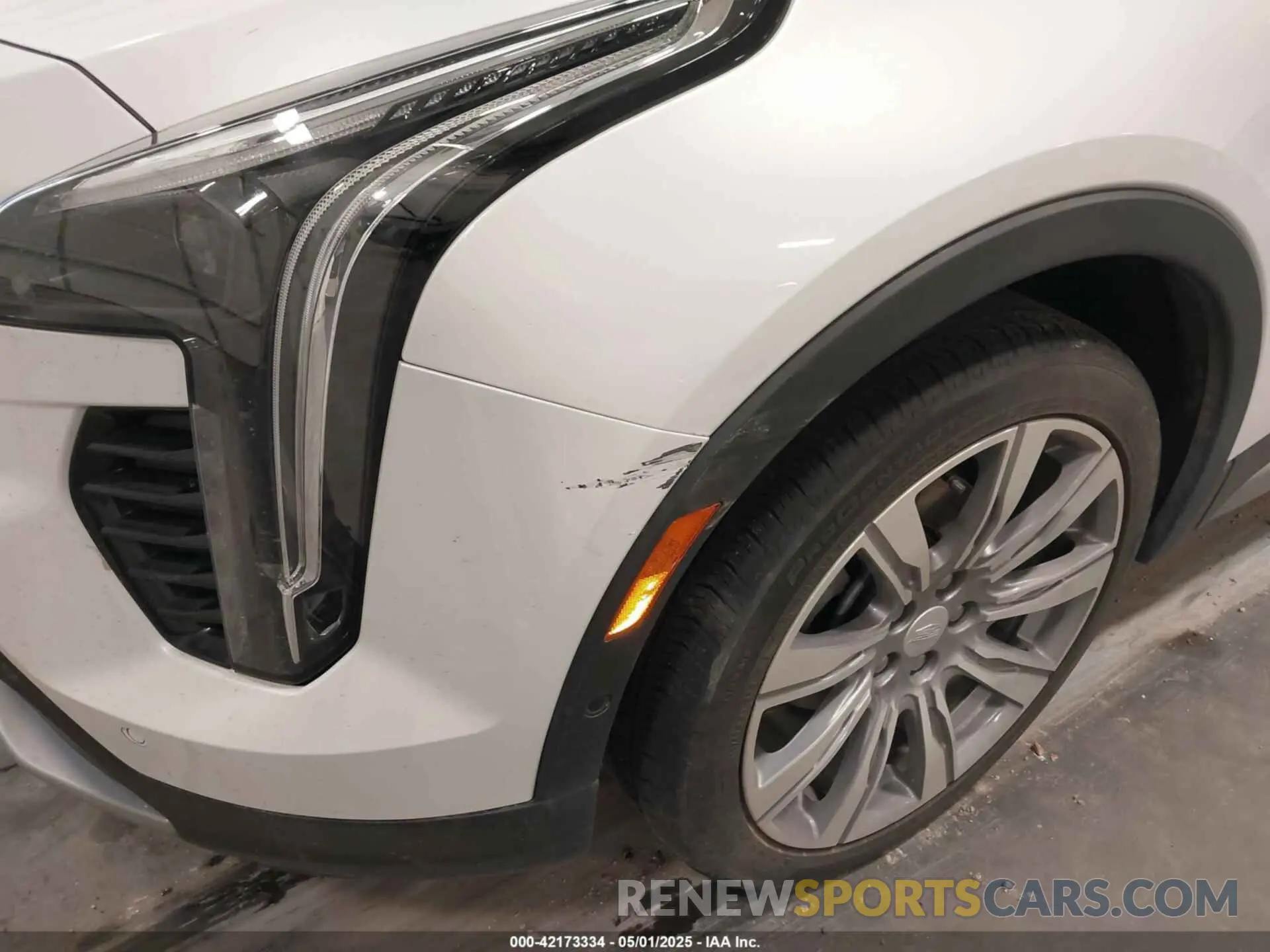 6 Фотография поврежденного автомобиля 1GYFZDR47LF073892 CADILLAC XT4 2020