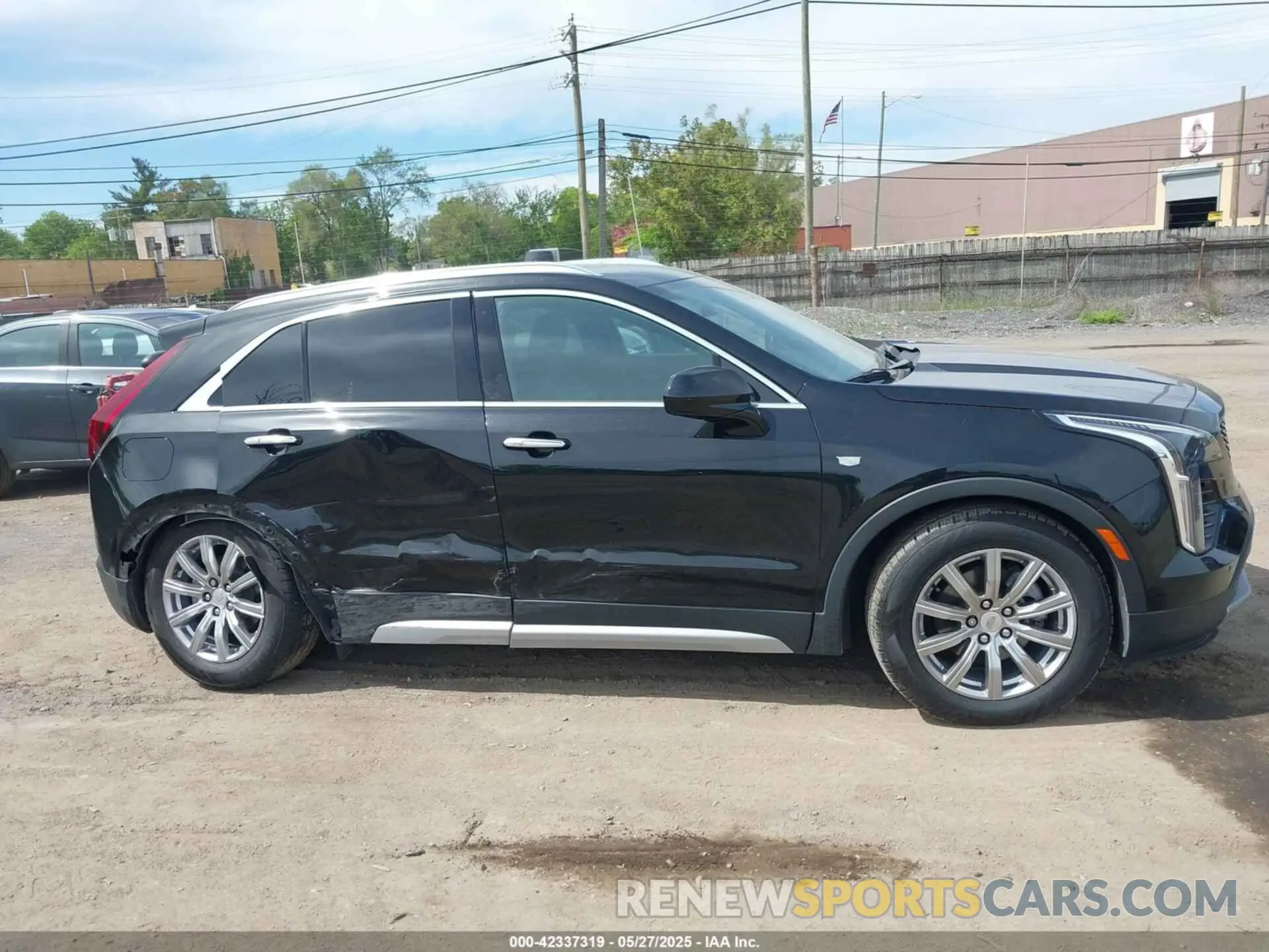 13 Photograph of a damaged car 1GYFZDR4XLF081159 CADILLAC XT4 2020