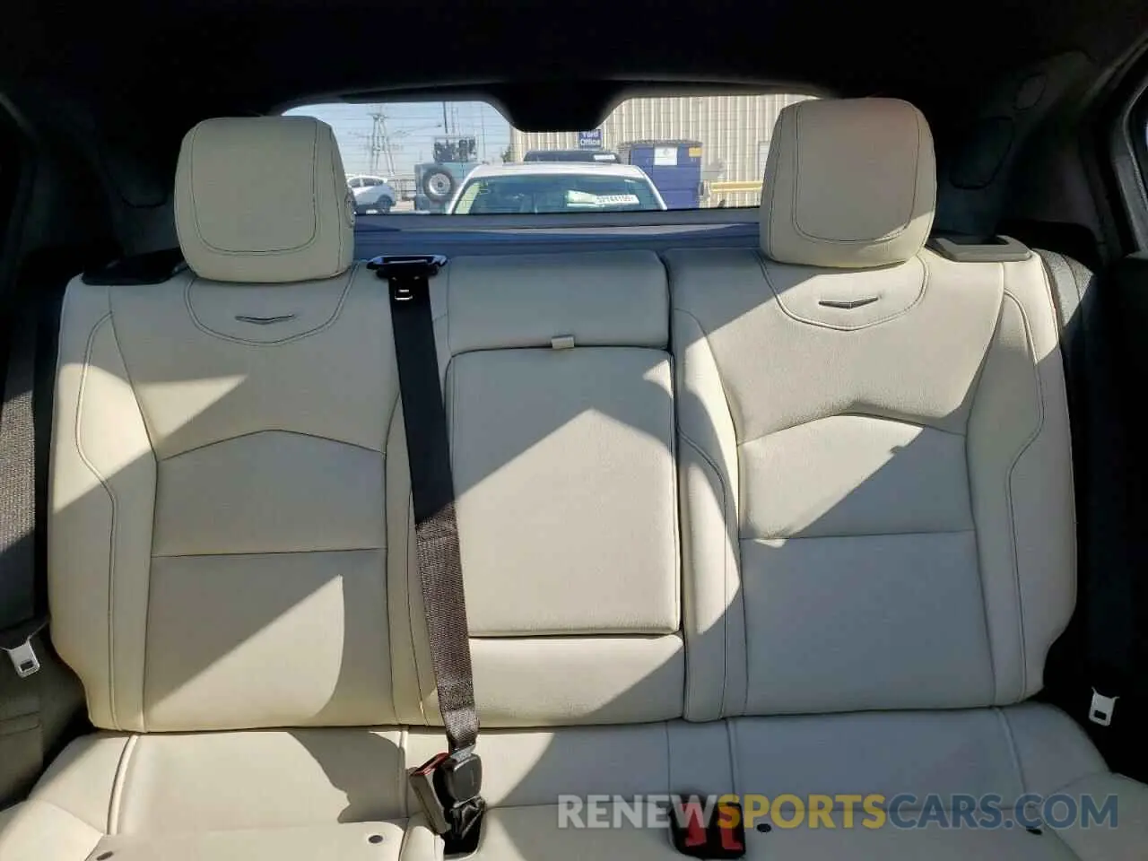 10 Photograph of a damaged car 1GYFZER40LF141634 CADILLAC XT4 2020