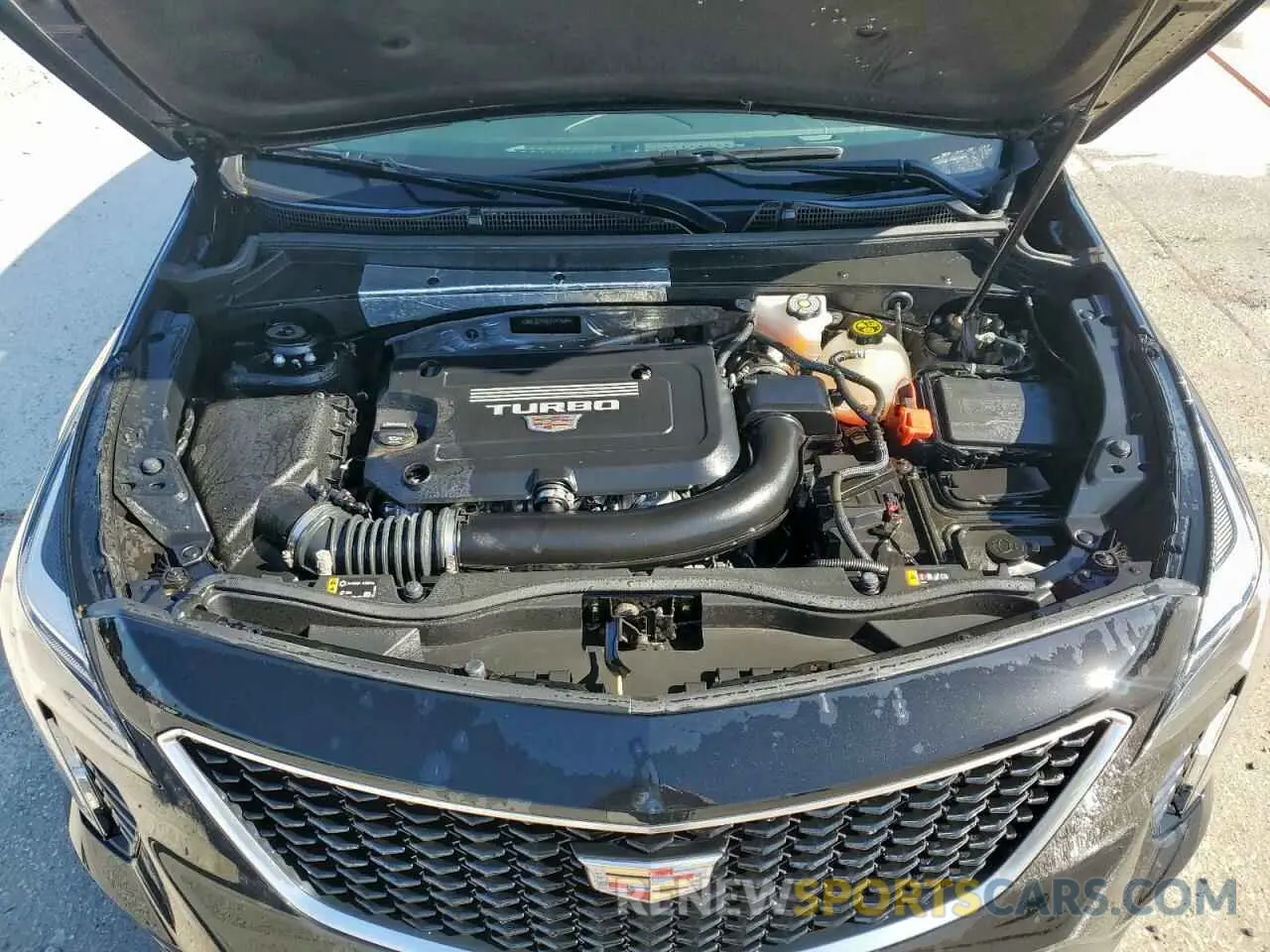 12 Photograph of a damaged car 1GYFZER40LF141634 CADILLAC XT4 2020