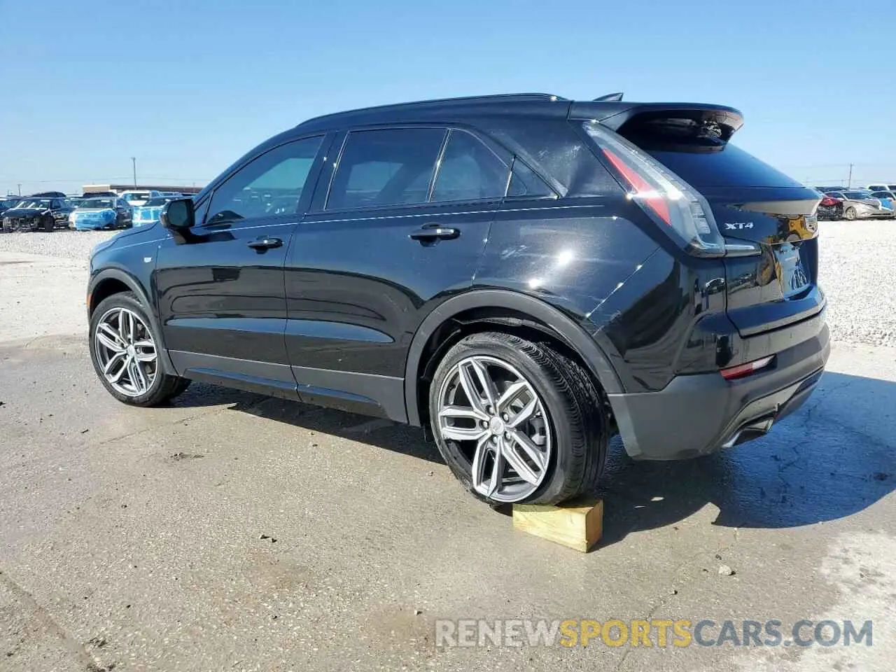 2 Photograph of a damaged car 1GYFZER40LF141634 CADILLAC XT4 2020