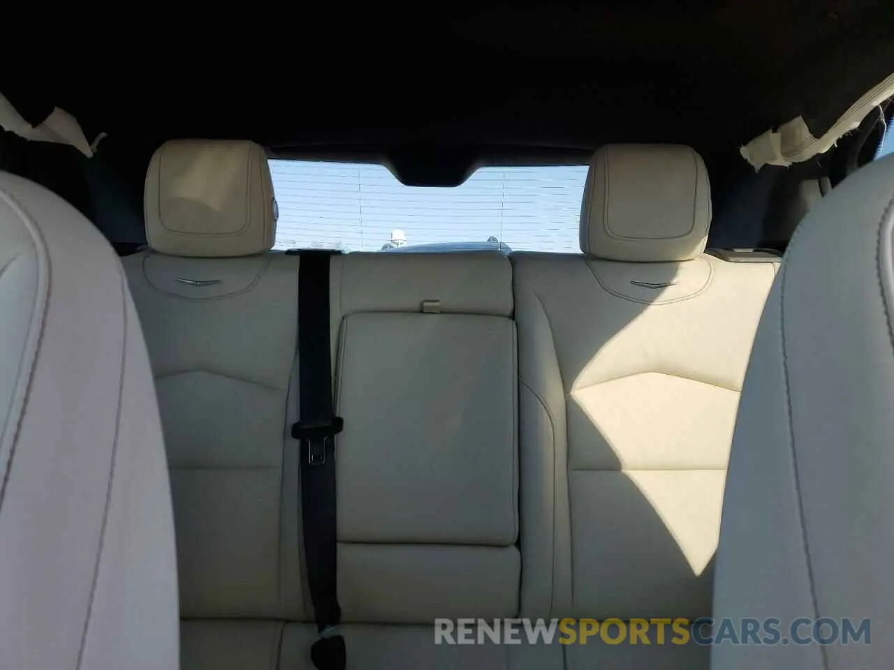 10 Photograph of a damaged car 1GYFZER48LF069887 CADILLAC XT4 2020