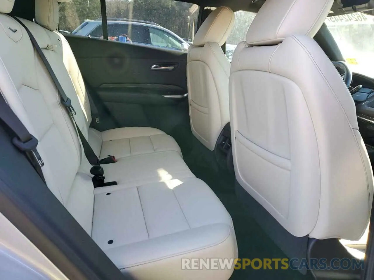 11 Photograph of a damaged car 1GYFZER48LF069887 CADILLAC XT4 2020