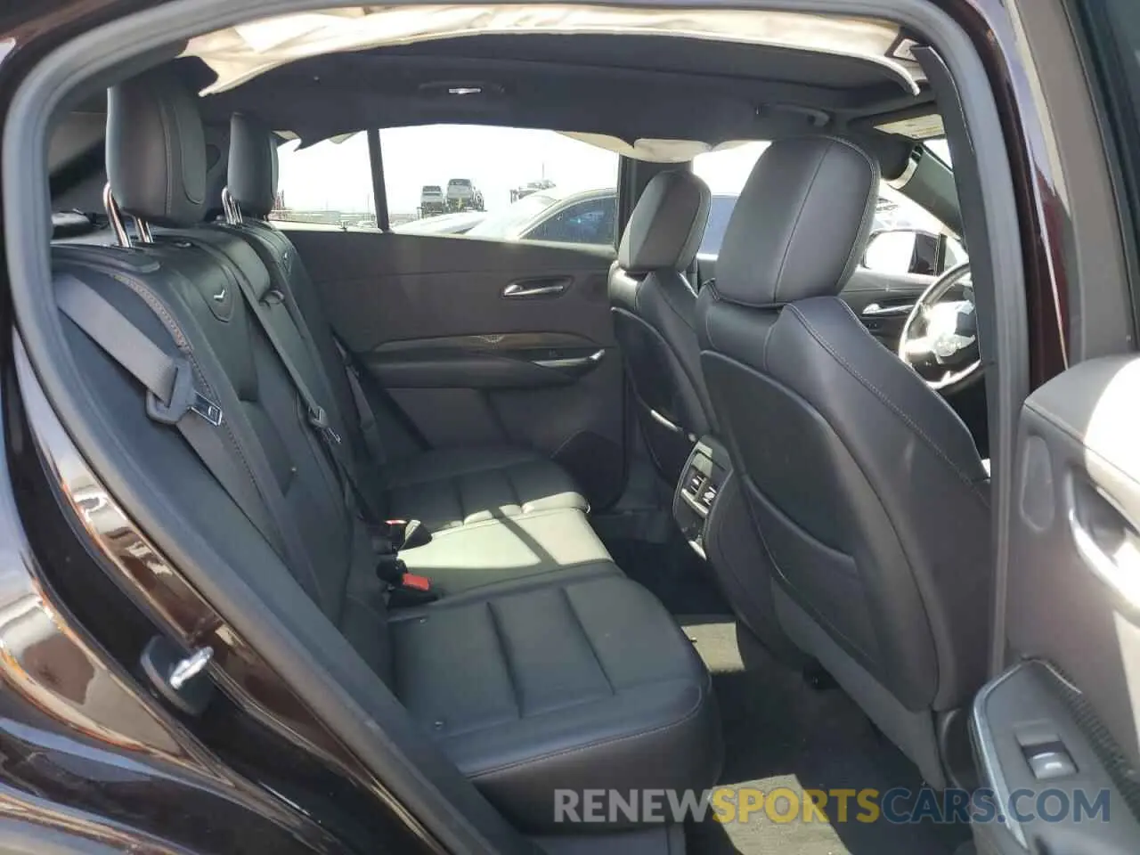 11 Фотография поврежденного автомобиля 1GYFZER48LF112432 CADILLAC XT4 2020