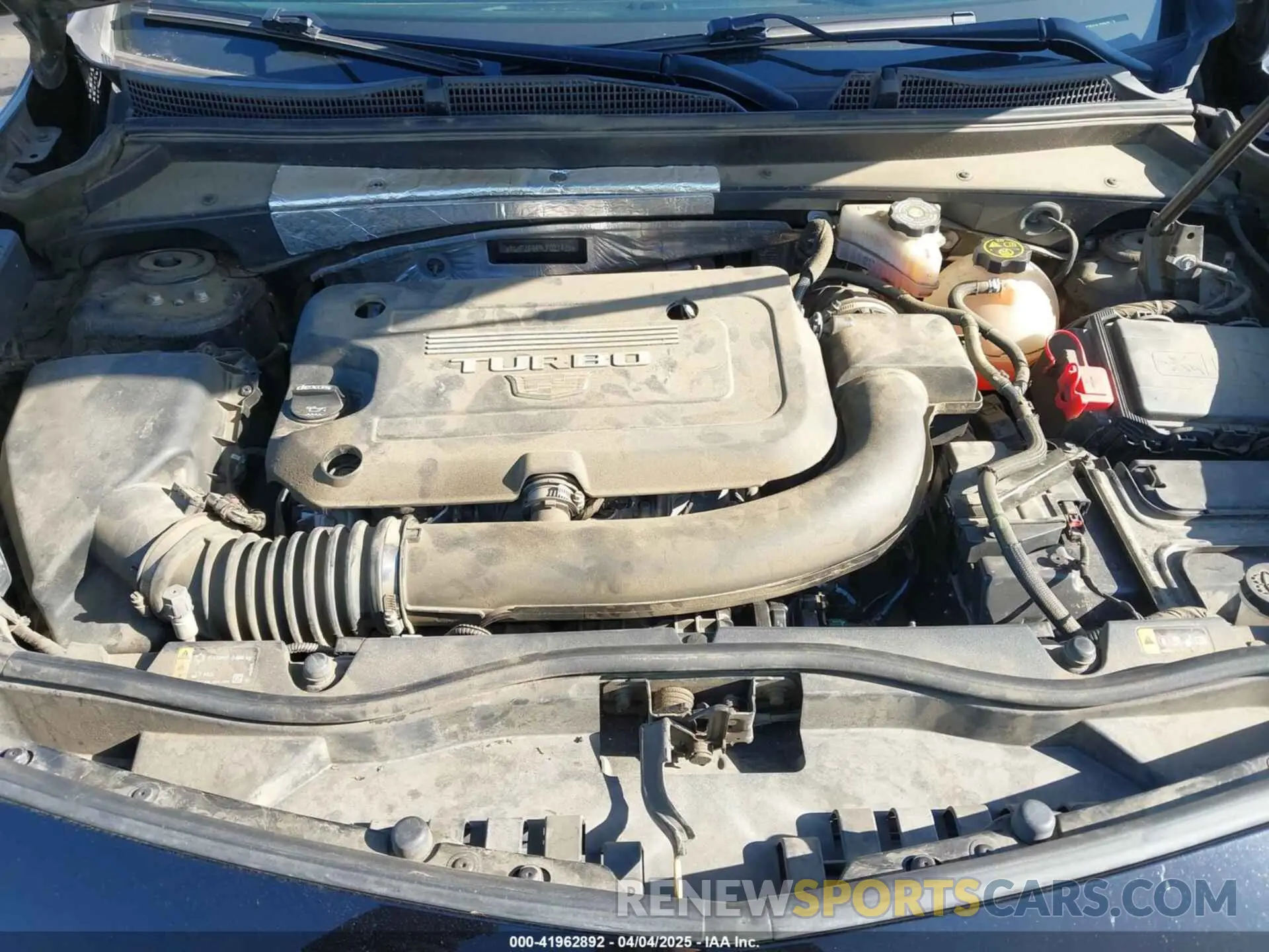 10 Photograph of a damaged car 1GYFZER49LF021475 CADILLAC XT4 2020