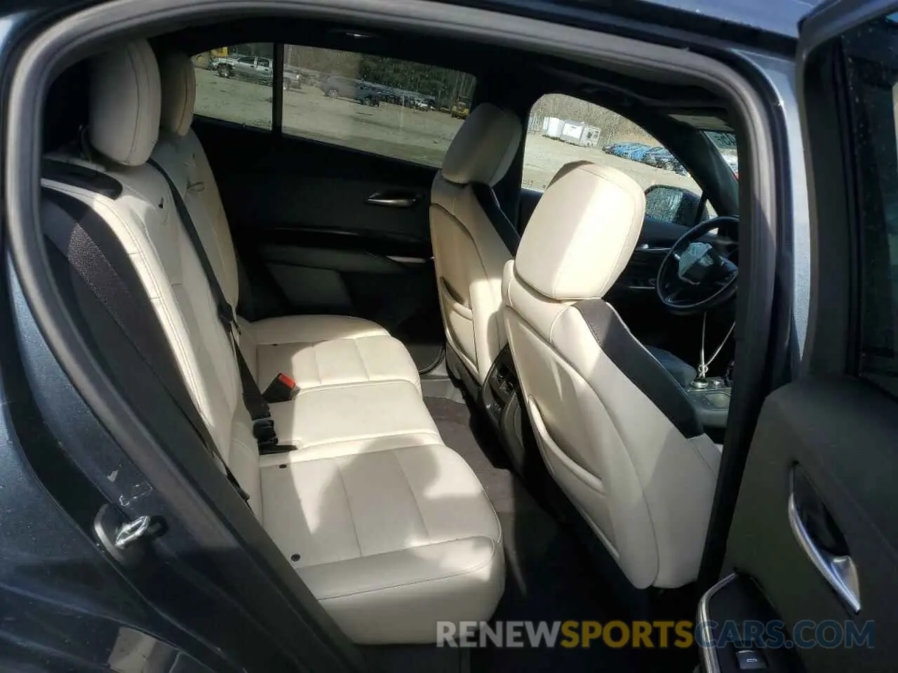 11 Фотография поврежденного автомобиля 1GYFZER49LF142149 CADILLAC XT4 2020