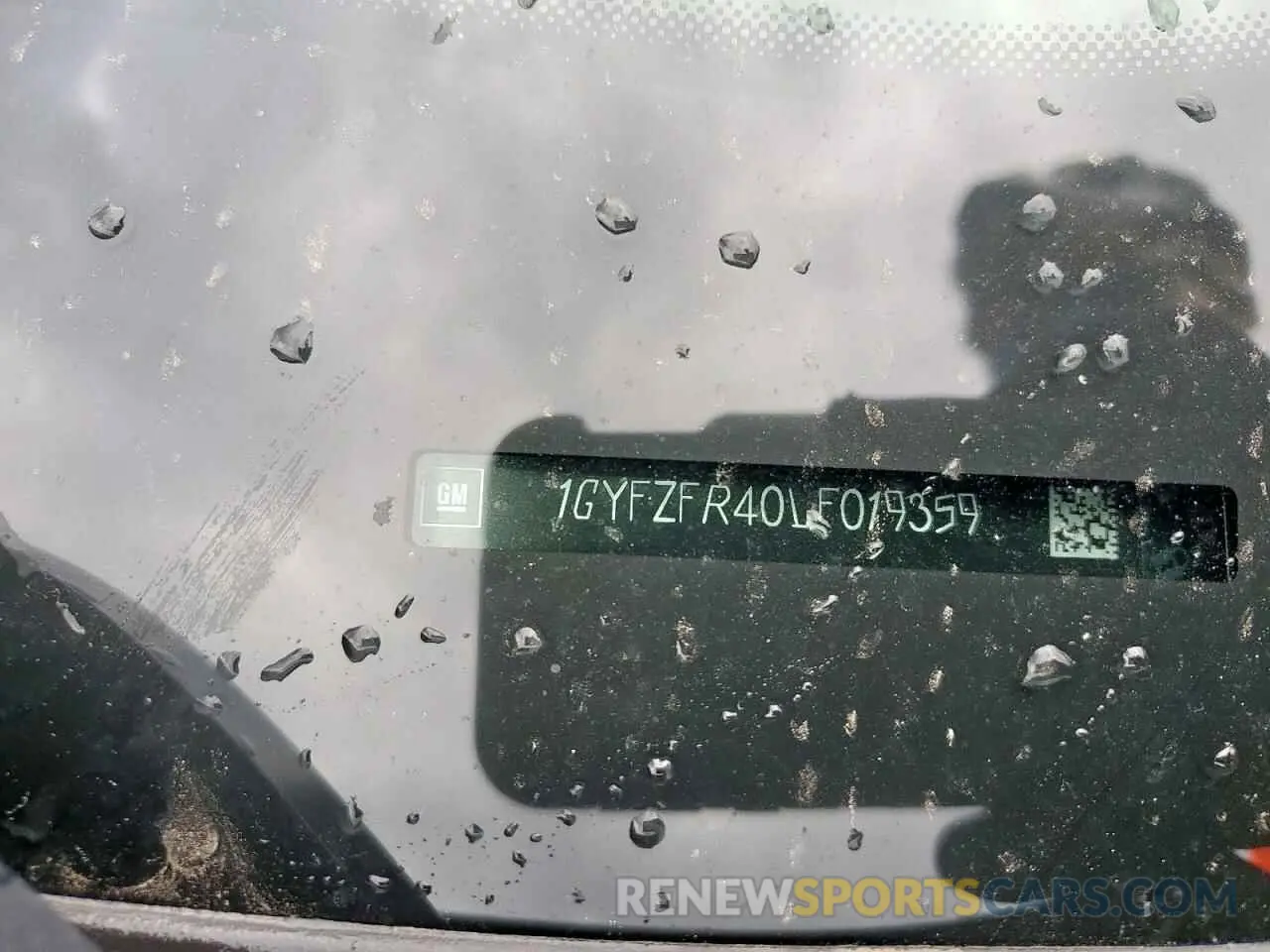 13 Photograph of a damaged car 1GYFZFR40LF019359 CADILLAC XT4 2020