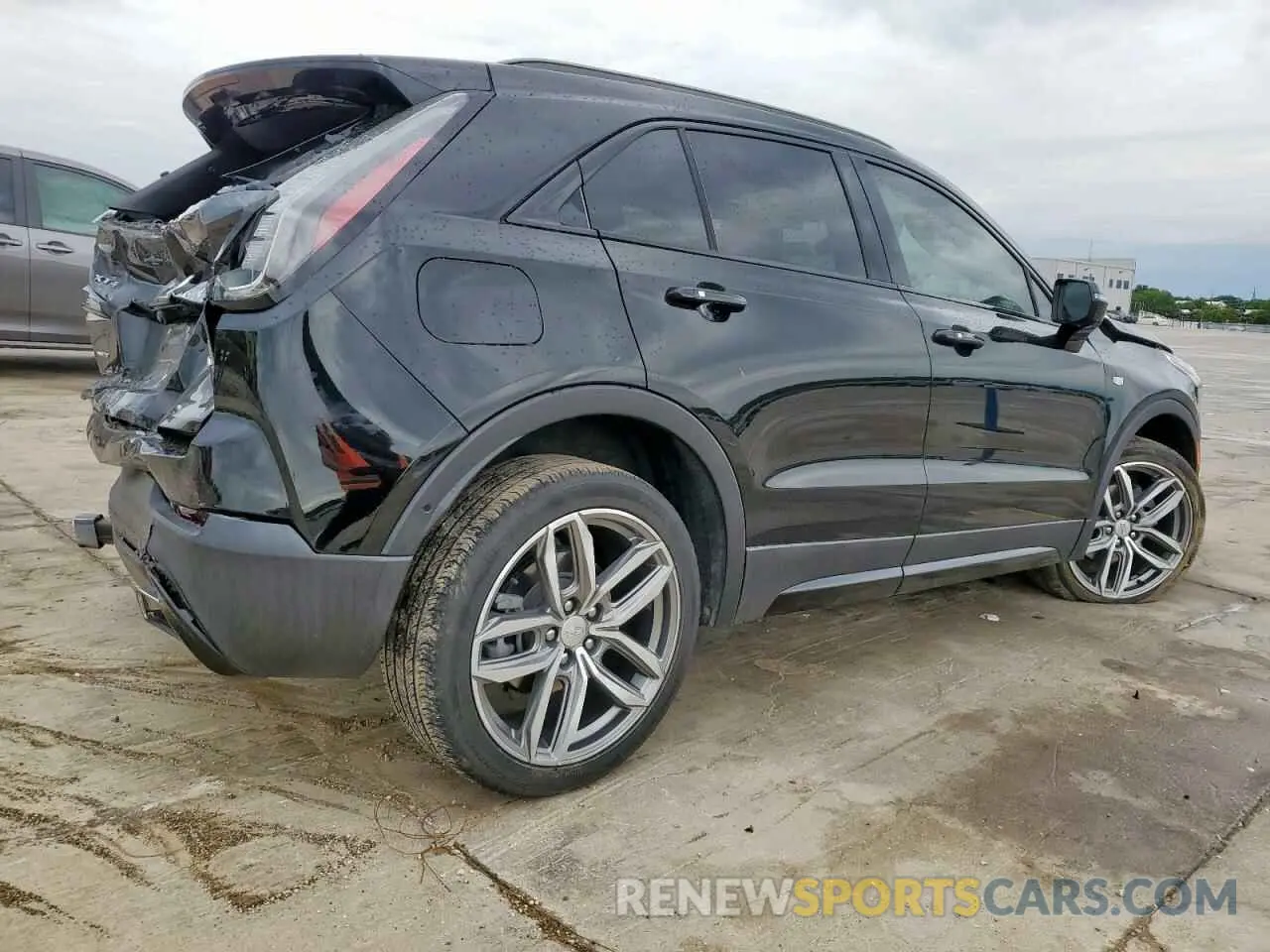3 Photograph of a damaged car 1GYFZFR40LF019359 CADILLAC XT4 2020