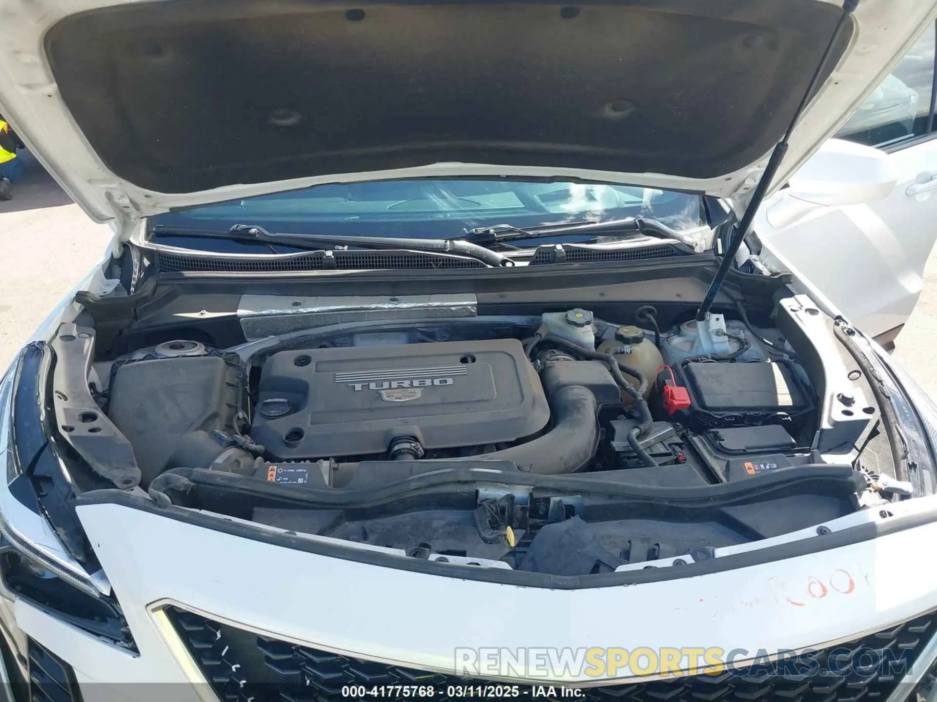 10 Photograph of a damaged car 1GYFZFR48LF122917 CADILLAC XT4 2020