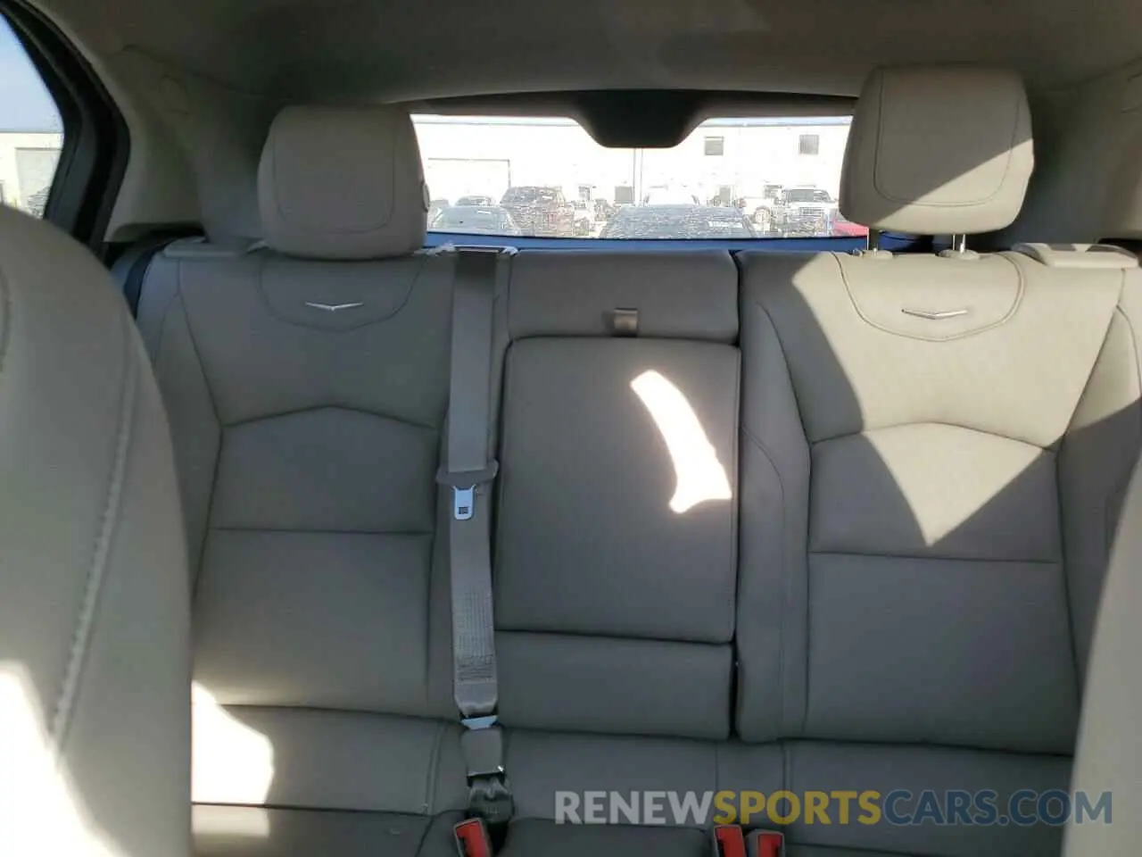10 Фотография поврежденного автомобиля 1GYFZBR41MF003391 CADILLAC XT4 2021