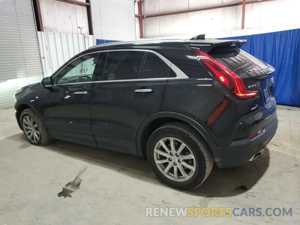 2 Photograph of a damaged car 1GYFZBR42MF055788 CADILLAC XT4 2021