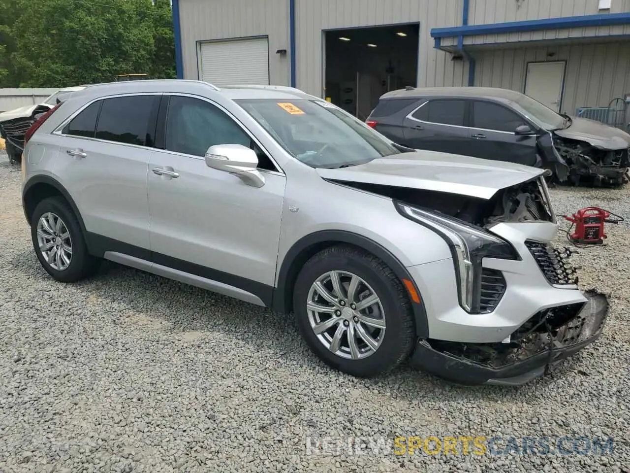 4 Фотография поврежденного автомобиля 1GYFZCR40MF000293 CADILLAC XT4 2021