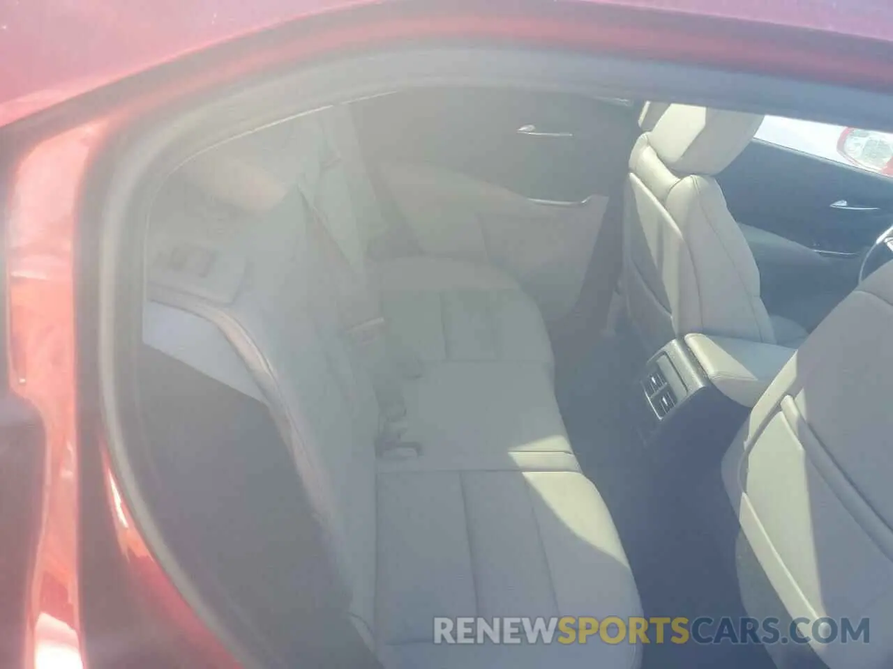 11 Photograph of a damaged car 1GYFZCR41MF018334 CADILLAC XT4 2021
