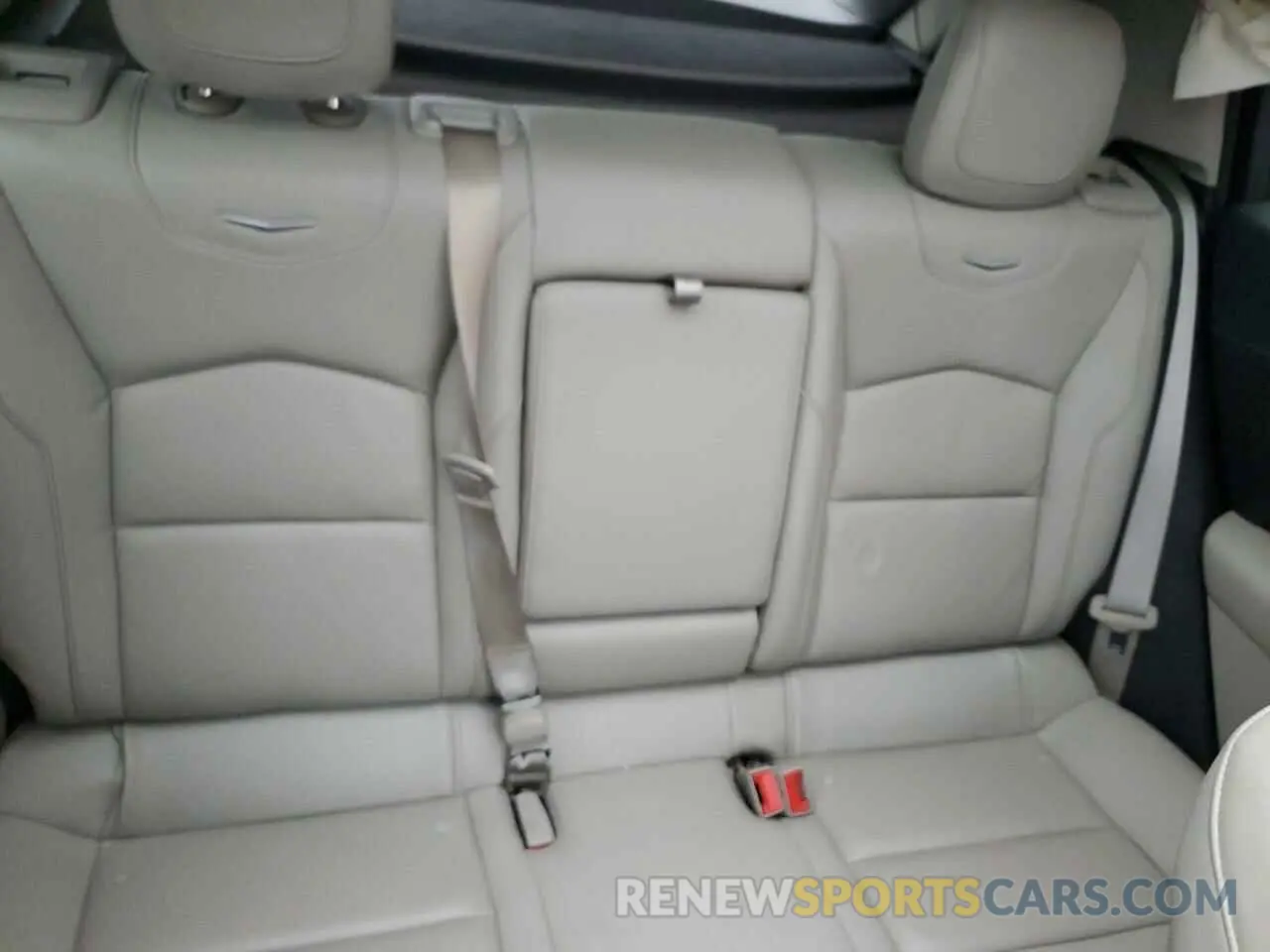 10 Фотография поврежденного автомобиля 1GYFZCR45MF040921 CADILLAC XT4 2021