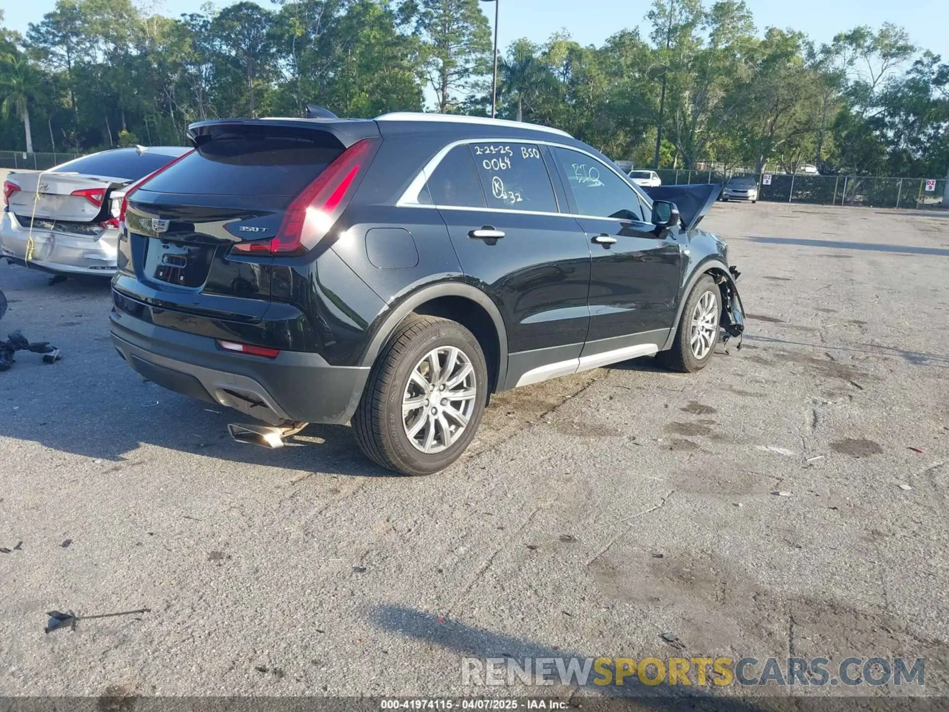 4 Photograph of a damaged car 1GYFZCR47MF000064 CADILLAC XT4 2021