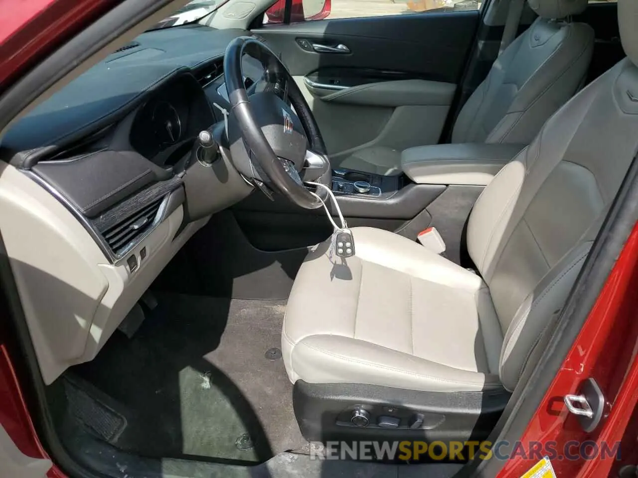 7 Photograph of a damaged car 1GYFZDR40MF001255 CADILLAC XT4 2021
