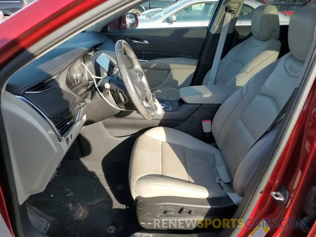 7 Фотография поврежденного автомобиля 1GYFZDR43MF016770 CADILLAC XT4 2021