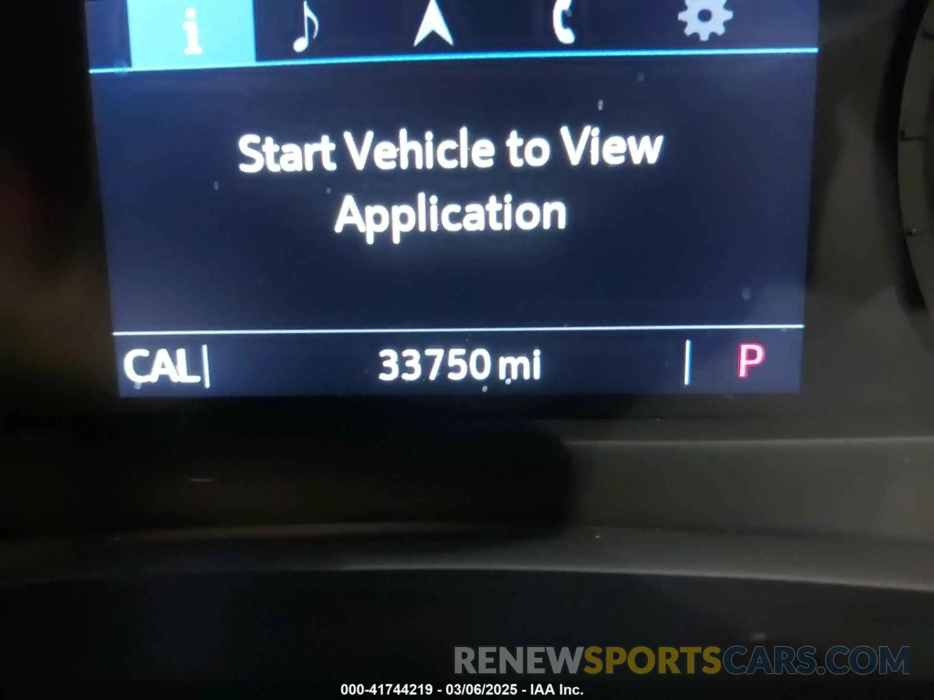 15 Фотография поврежденного автомобиля 1GYFZER40MF061378 CADILLAC XT4 2021