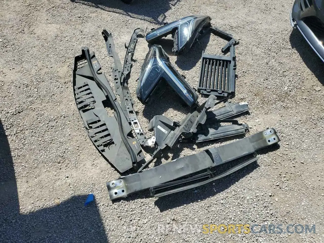 13 Photograph of a damaged car 1GYFZER44MF015908 CADILLAC XT4 2021