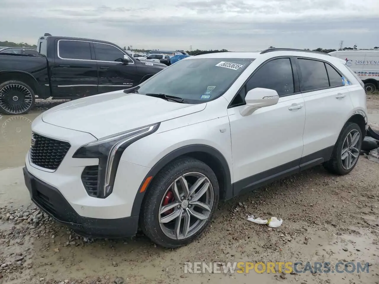 1 Photograph of a damaged car 1GYFZER47MF018866 CADILLAC XT4 2021