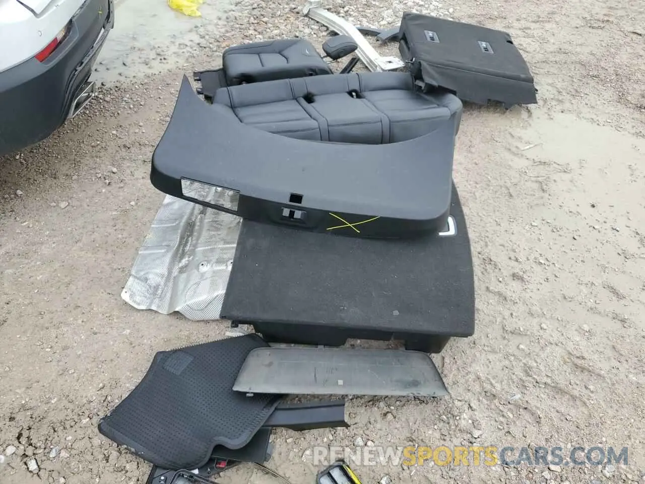 13 Photograph of a damaged car 1GYFZER47MF018866 CADILLAC XT4 2021