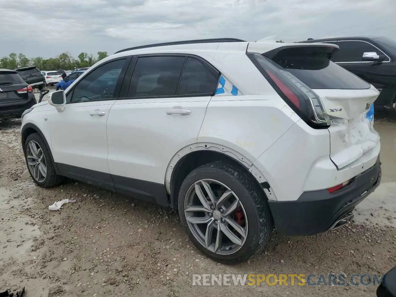 2 Photograph of a damaged car 1GYFZER47MF018866 CADILLAC XT4 2021