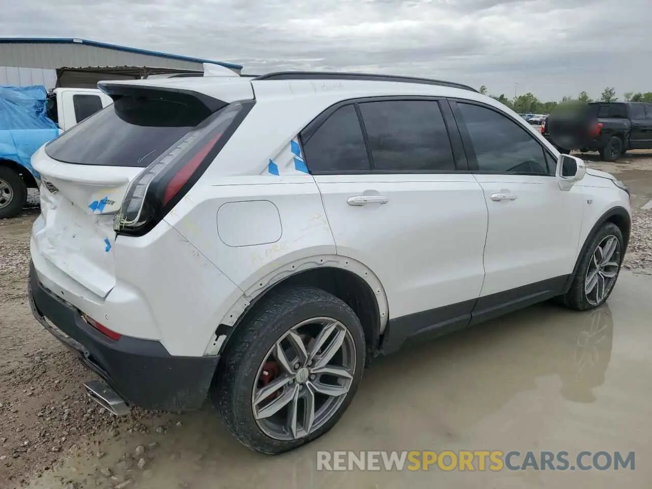 3 Photograph of a damaged car 1GYFZER47MF018866 CADILLAC XT4 2021