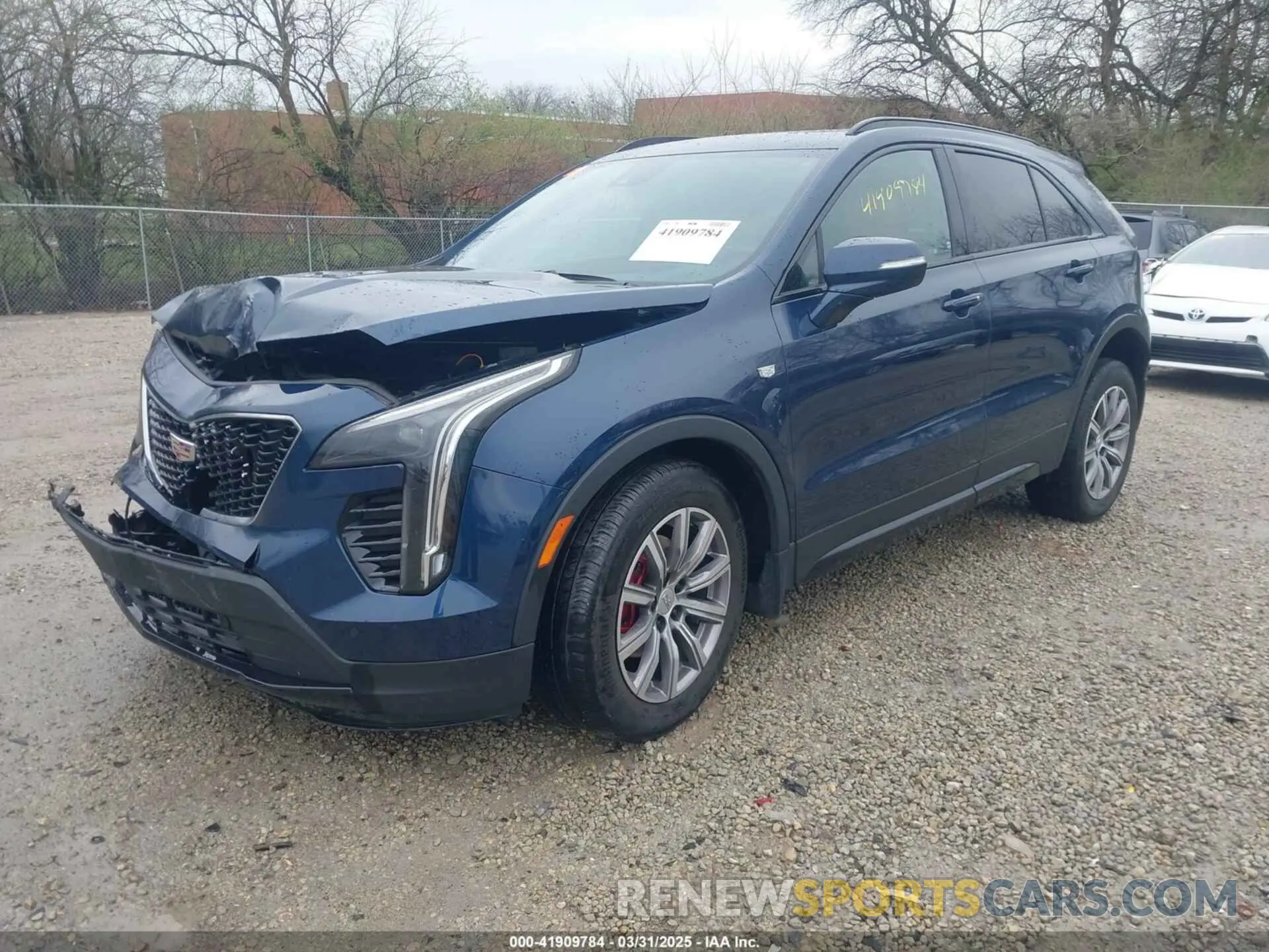 2 Фотография поврежденного автомобиля 1GYFZFR45MF053573 CADILLAC XT4 2021