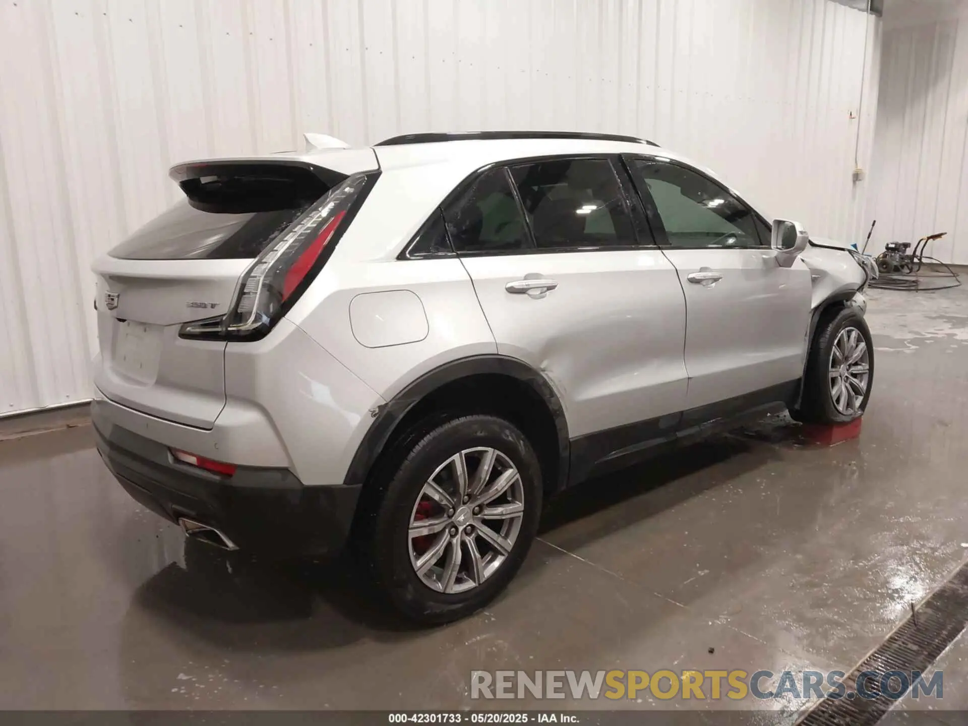 4 Фотография поврежденного автомобиля 1GYFZFR49MF013321 CADILLAC XT4 2021