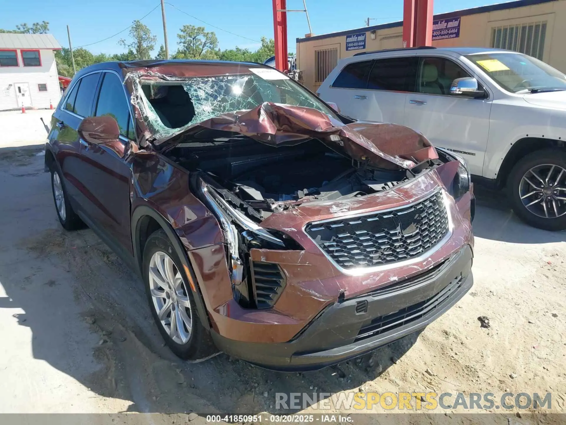 1 Photograph of a damaged car 1GYAZAR42NF162880 CADILLAC XT4 2022