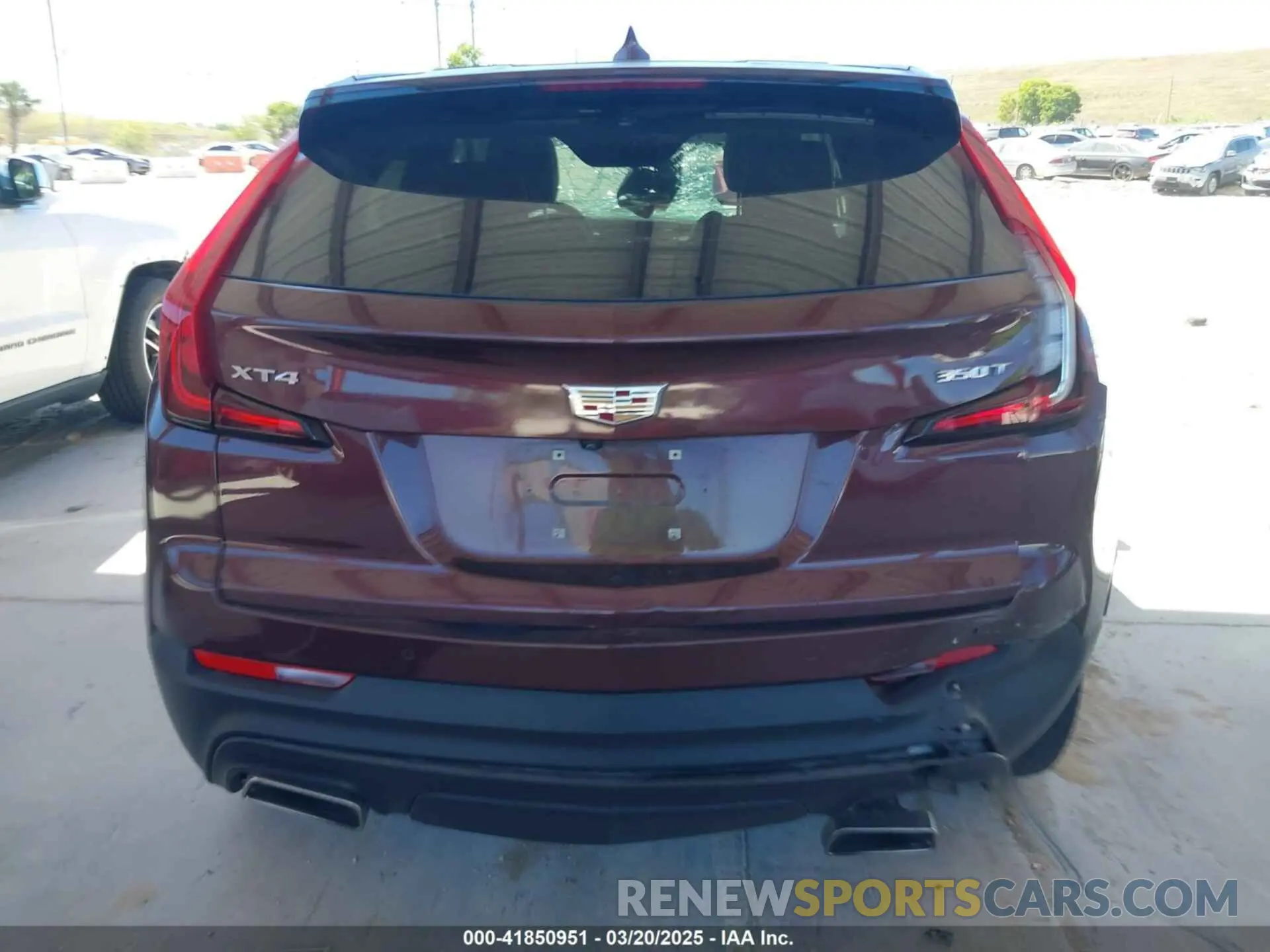 16 Photograph of a damaged car 1GYAZAR42NF162880 CADILLAC XT4 2022