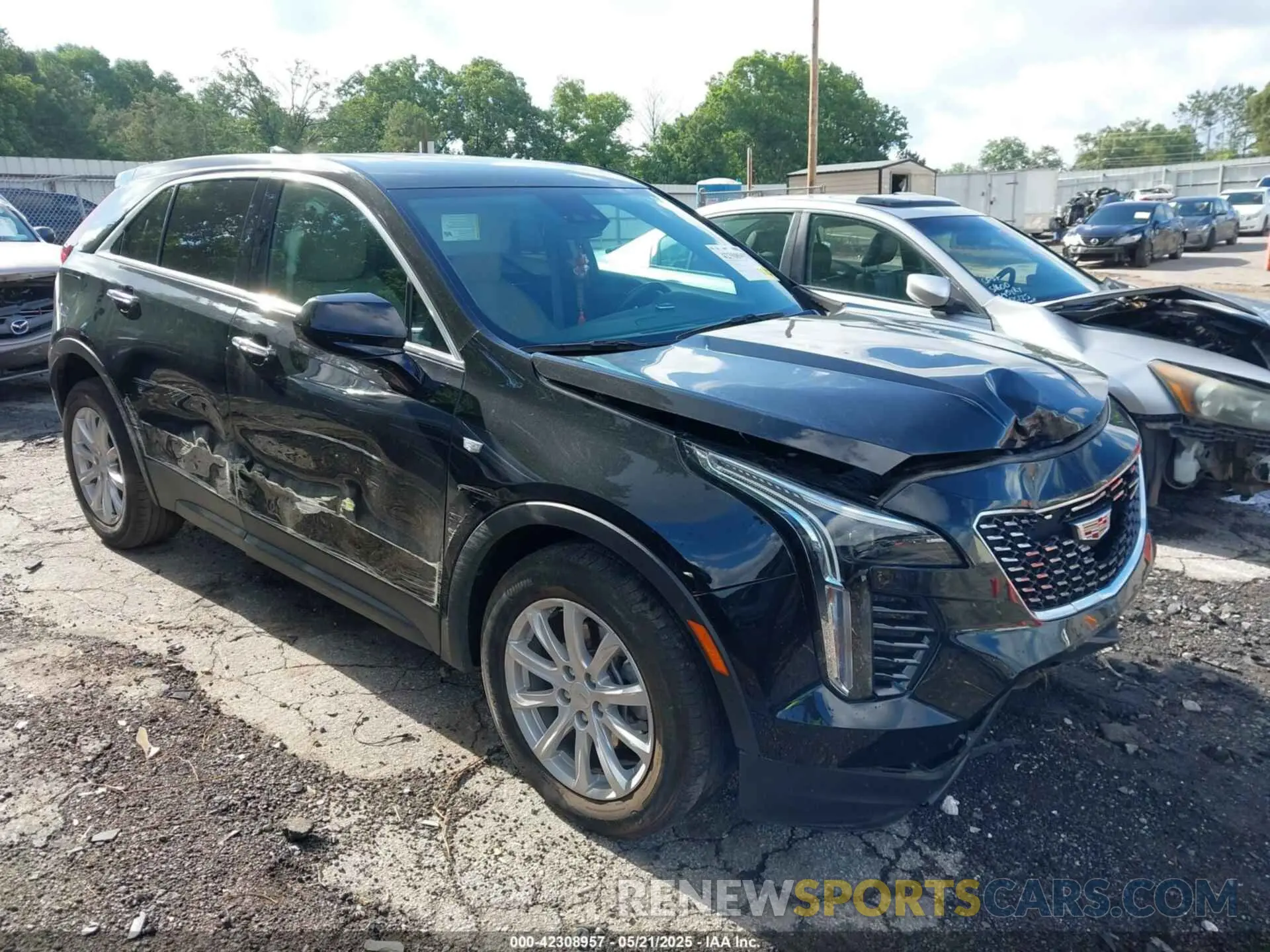 1 Photograph of a damaged car 1GYAZAR48NF162799 CADILLAC XT4 2022