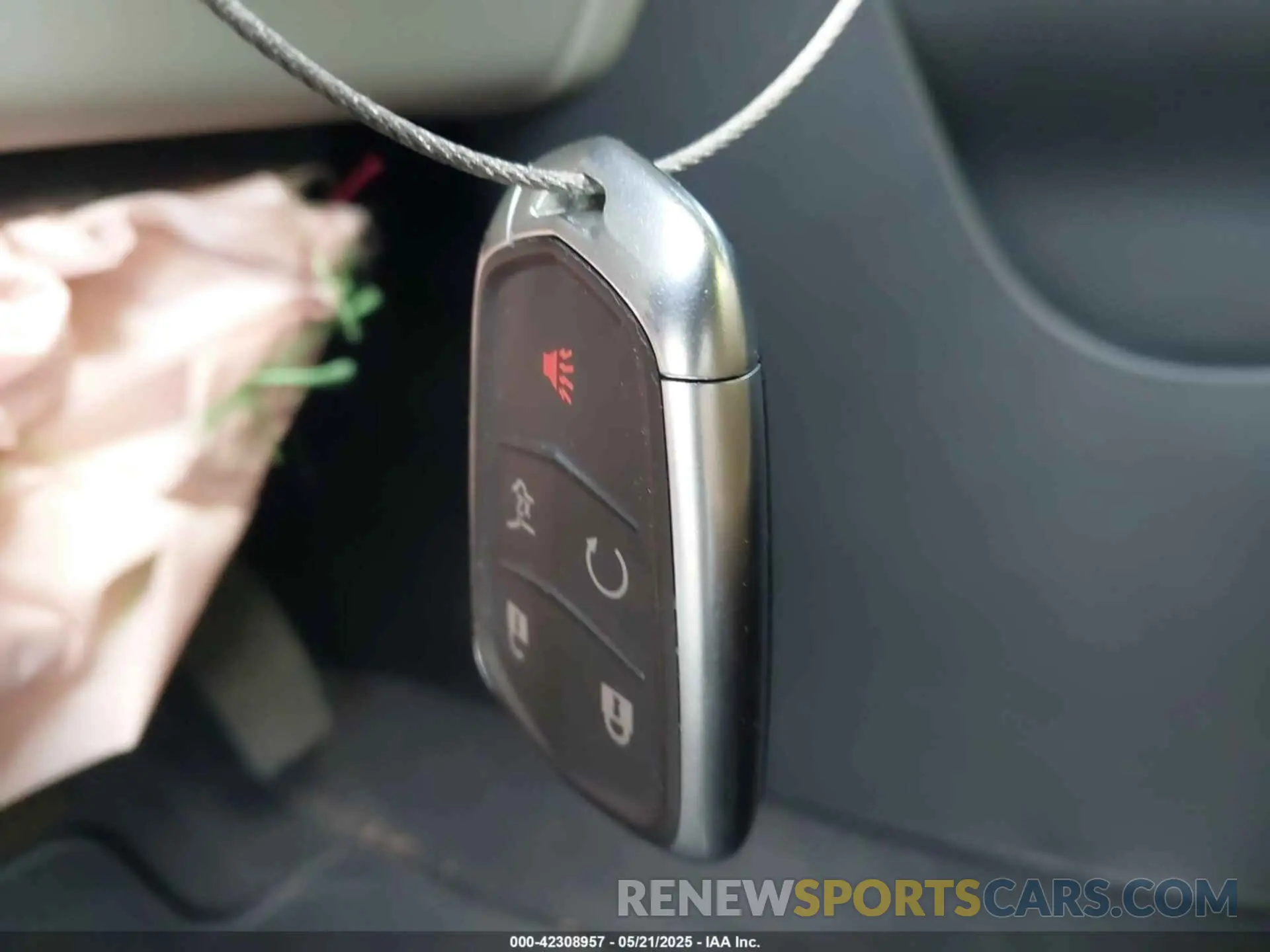 11 Photograph of a damaged car 1GYAZAR48NF162799 CADILLAC XT4 2022