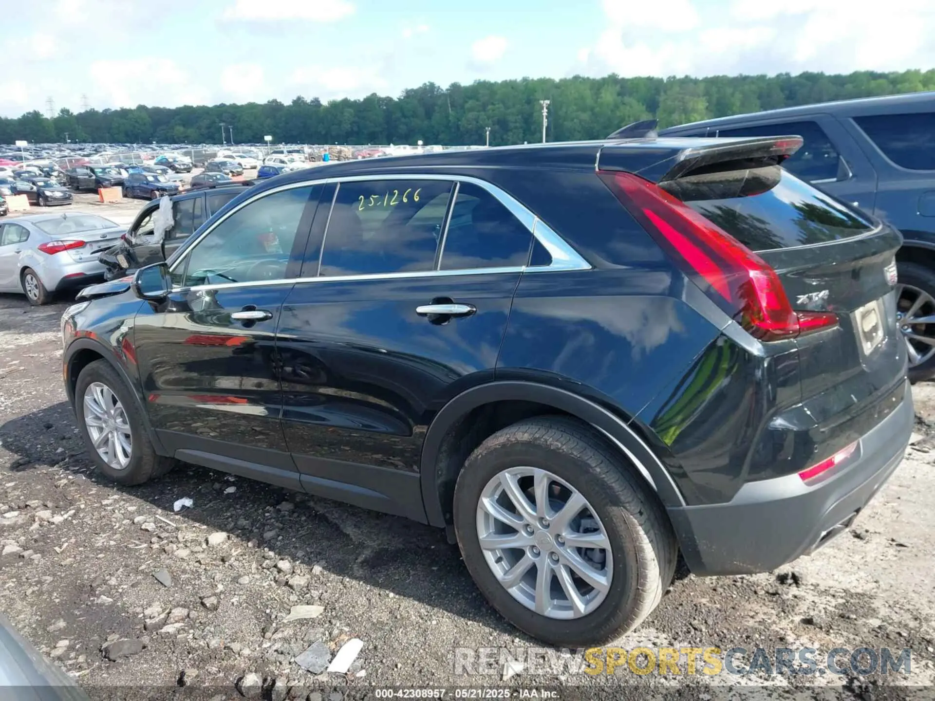 14 Photograph of a damaged car 1GYAZAR48NF162799 CADILLAC XT4 2022