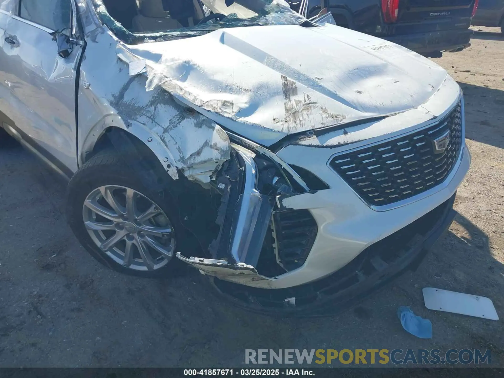 10 Фотография поврежденного автомобиля 1GYAZAR48NF170949 CADILLAC XT4 2022
