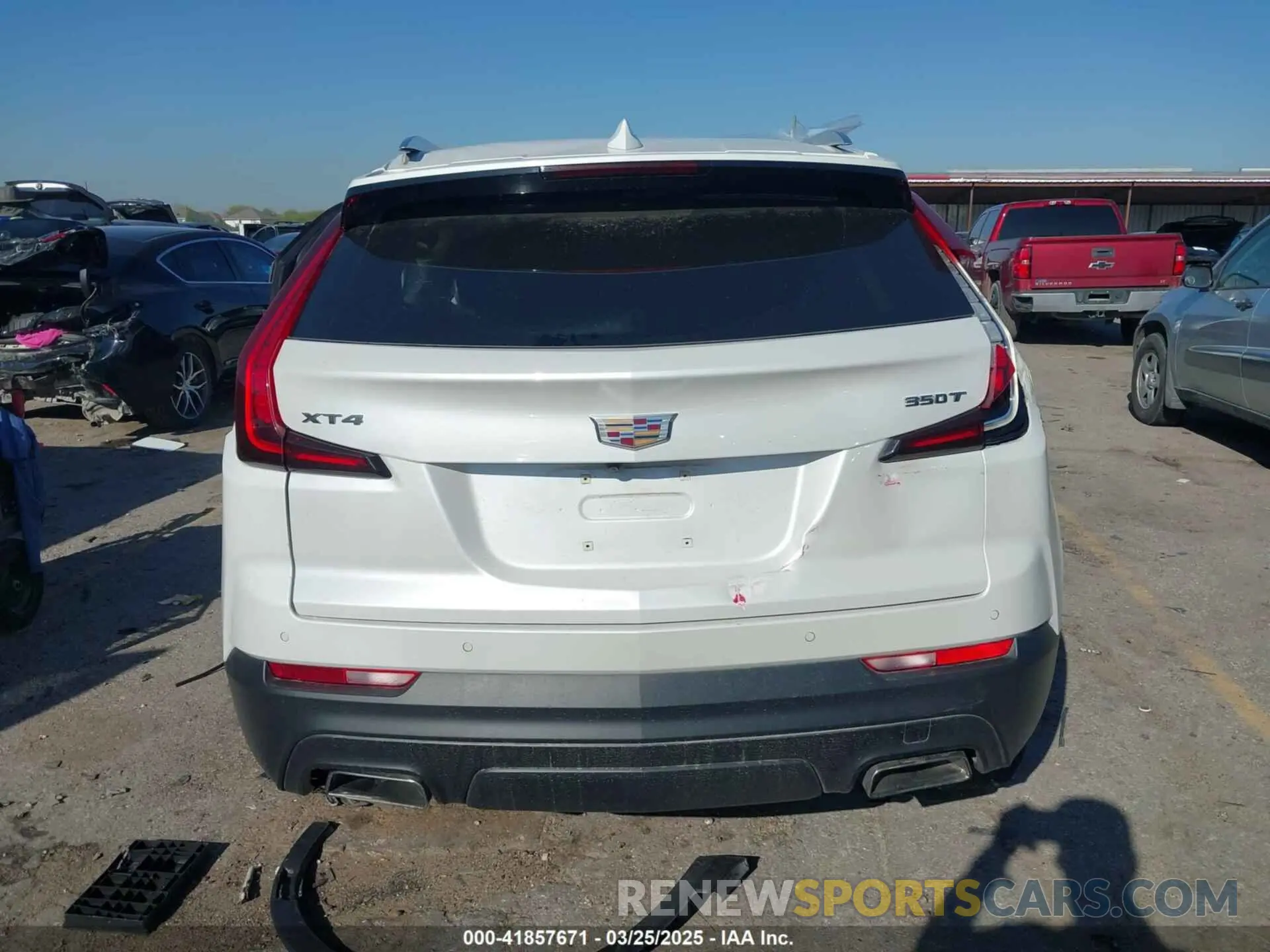15 Фотография поврежденного автомобиля 1GYAZAR48NF170949 CADILLAC XT4 2022