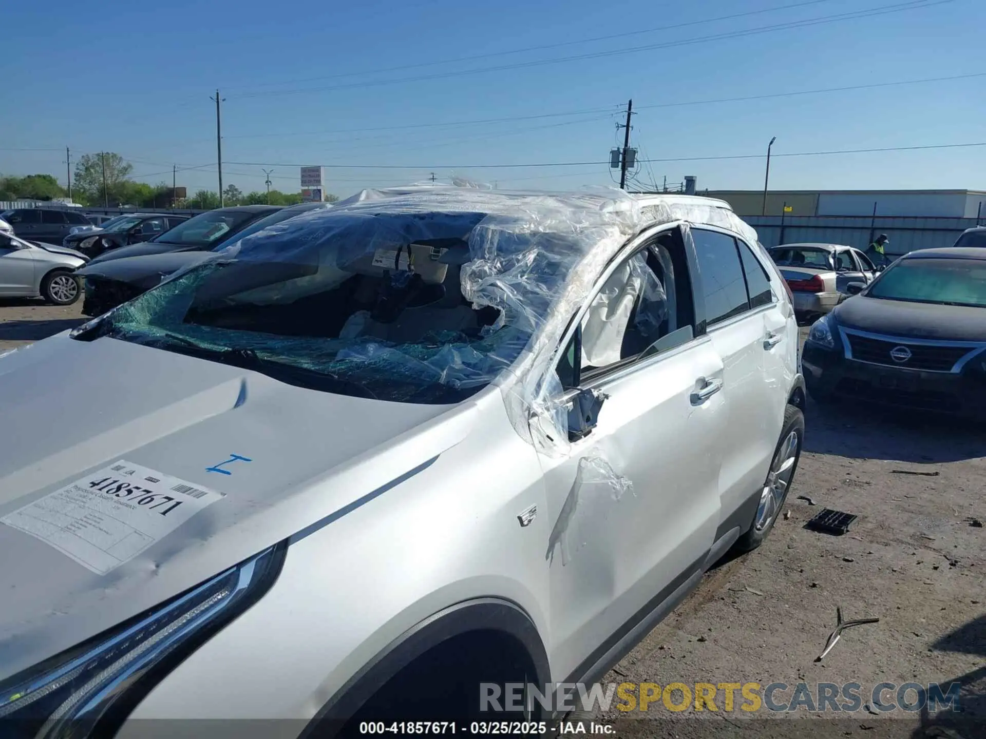 6 Фотография поврежденного автомобиля 1GYAZAR48NF170949 CADILLAC XT4 2022