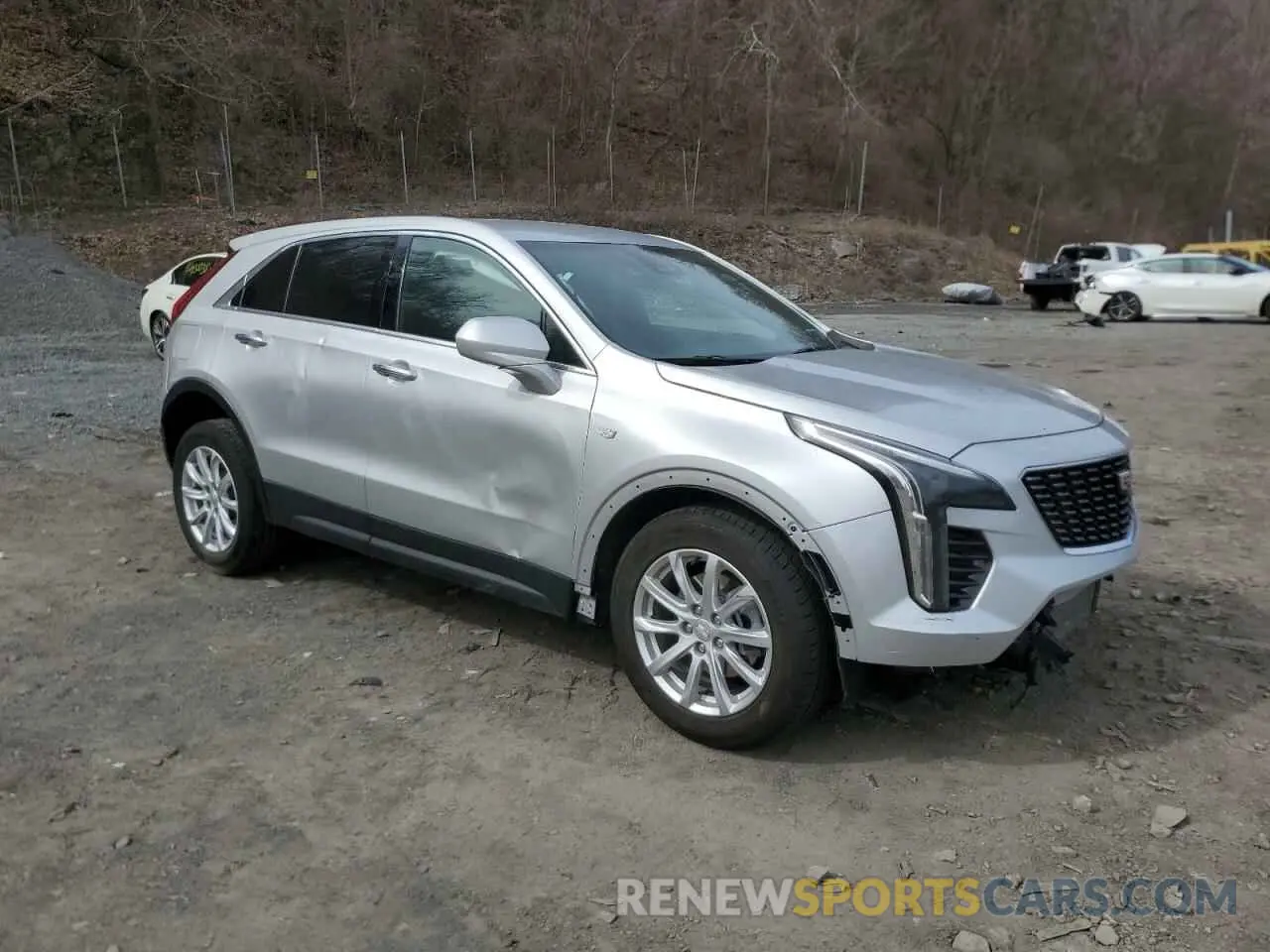 4 Photograph of a damaged car 1GYFZBR46NF144622 CADILLAC XT4 2022