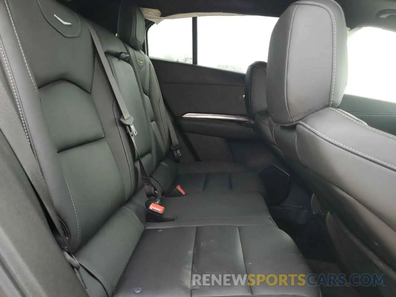 12 Photograph of a damaged car 1GYFZBR47NF114805 CADILLAC XT4 2022