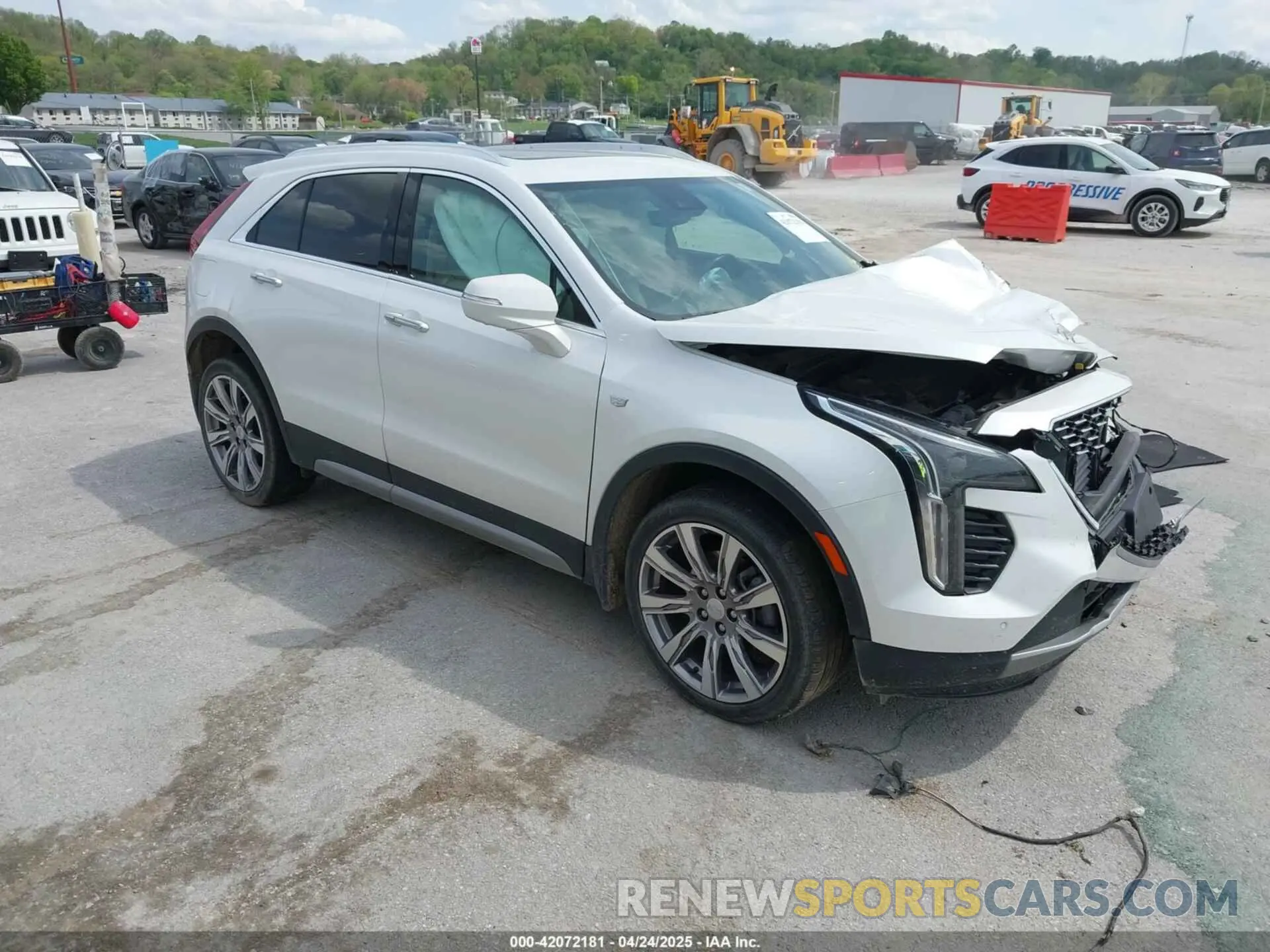 1 Фотография поврежденного автомобиля 1GYFZCR44NF144494 CADILLAC XT4 2022