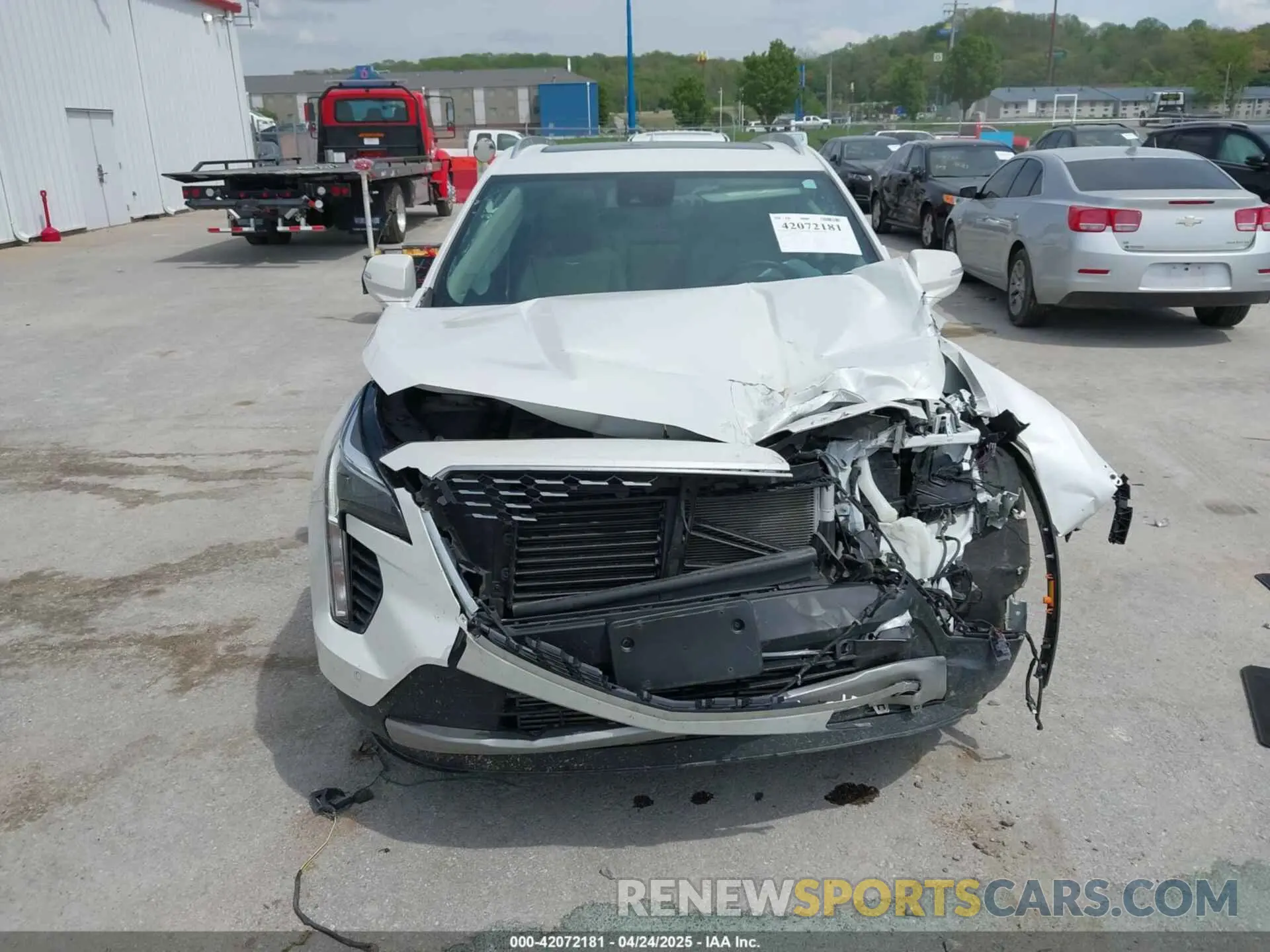 12 Фотография поврежденного автомобиля 1GYFZCR44NF144494 CADILLAC XT4 2022