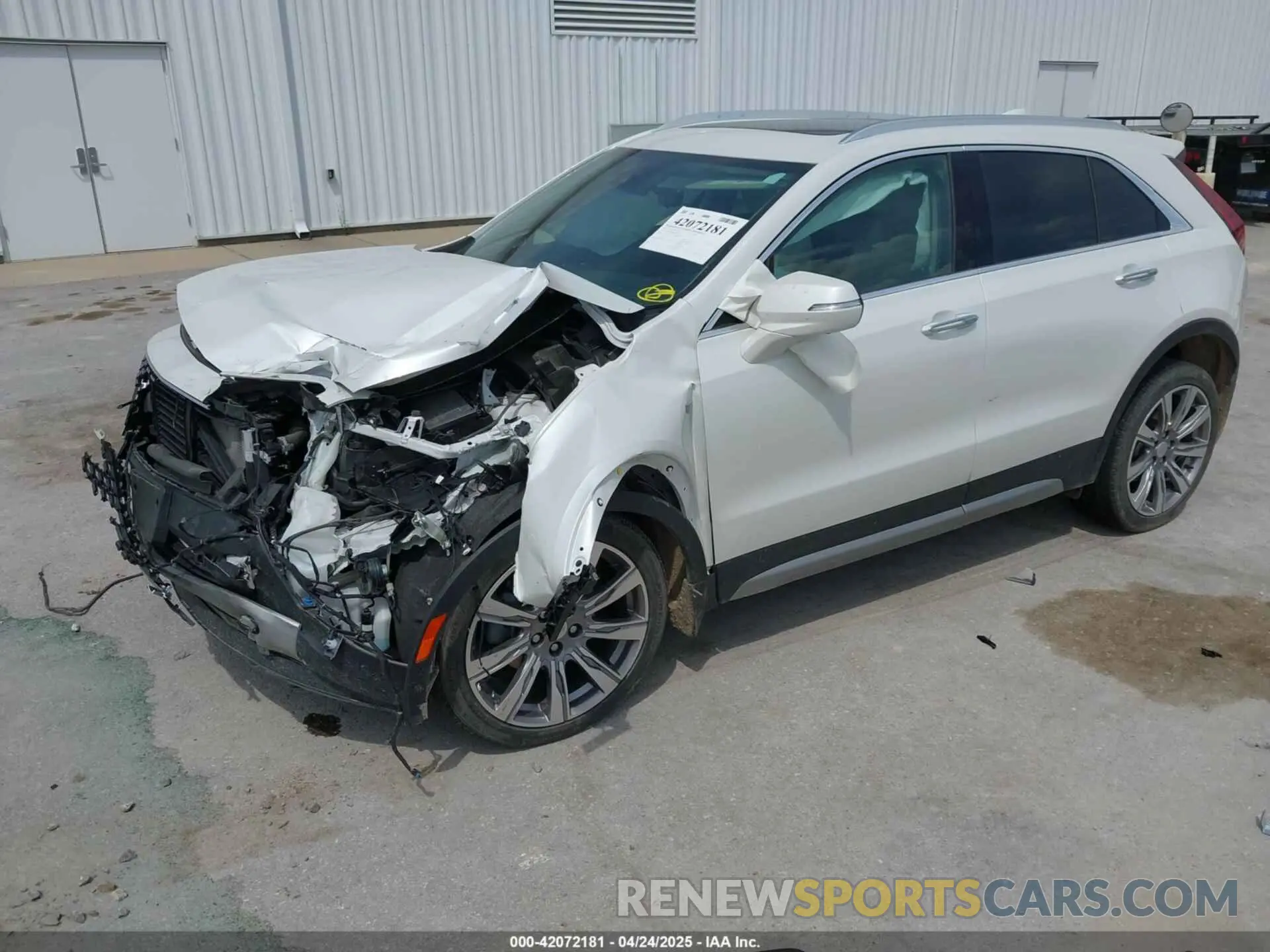 2 Фотография поврежденного автомобиля 1GYFZCR44NF144494 CADILLAC XT4 2022