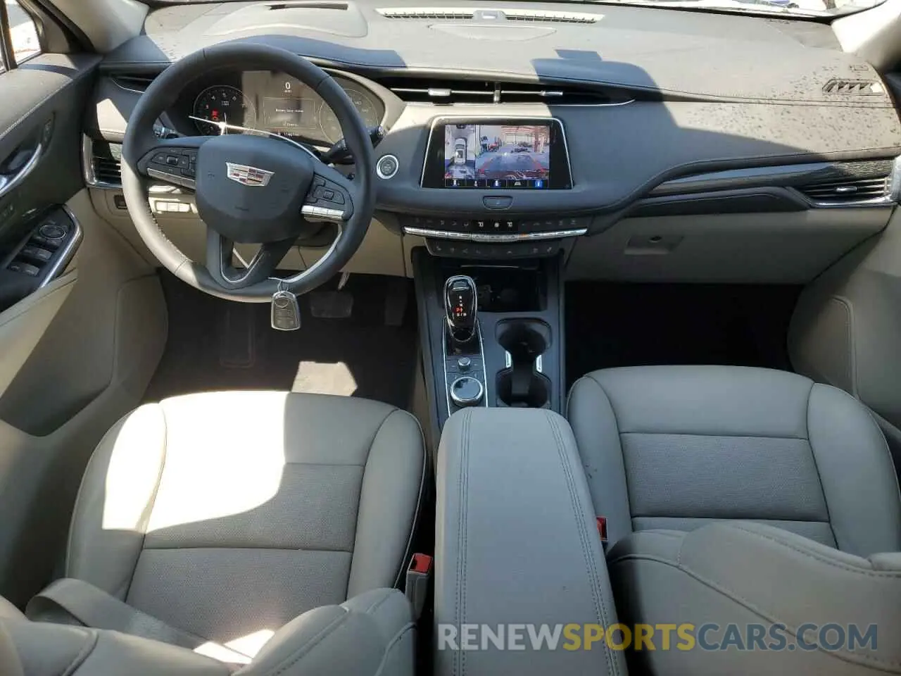 8 Фотография поврежденного автомобиля 1GYFZCR48NF123518 CADILLAC XT4 2022