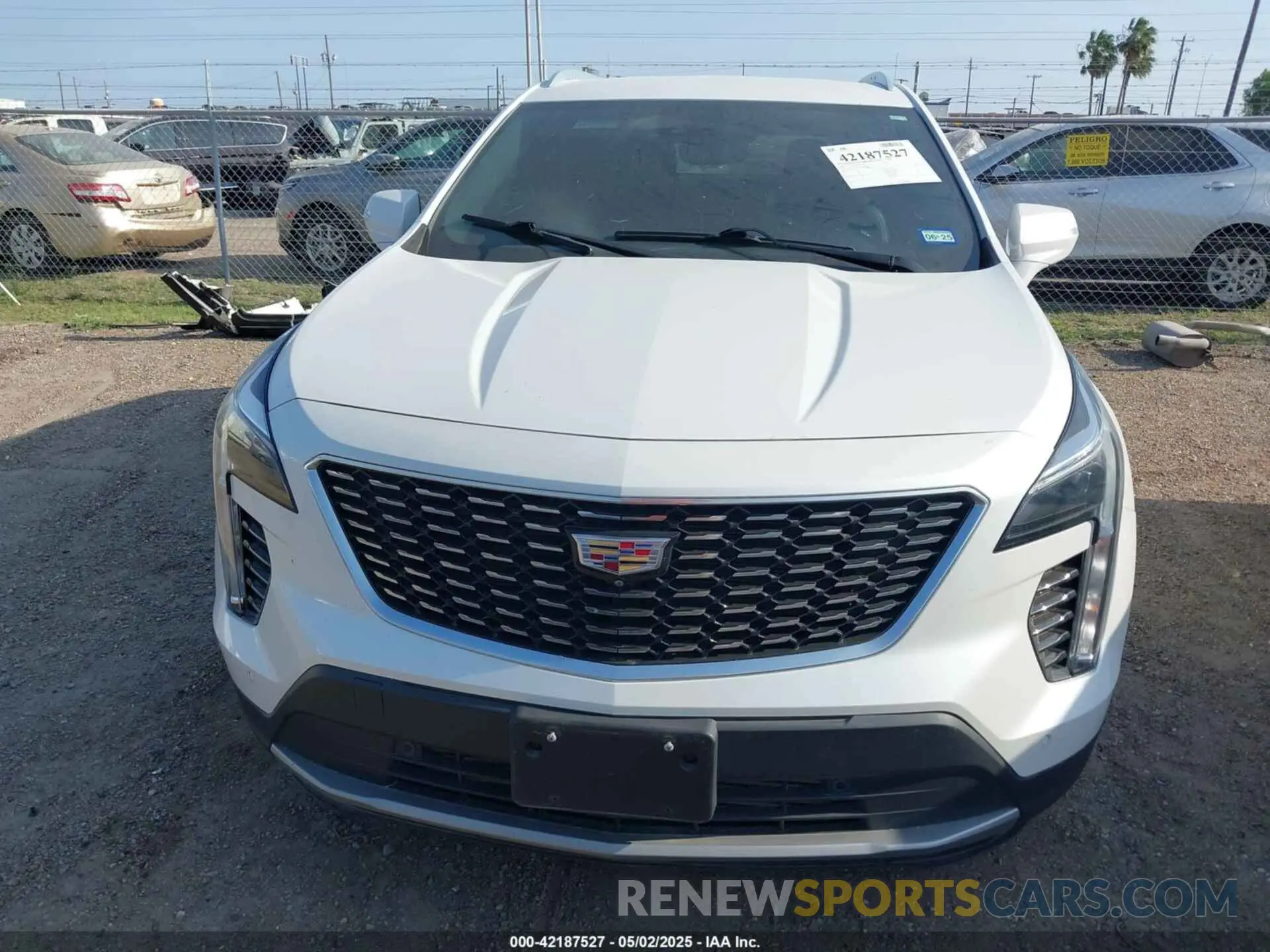 6 Photograph of a damaged car 1GYFZCR48NF138181 CADILLAC XT4 2022