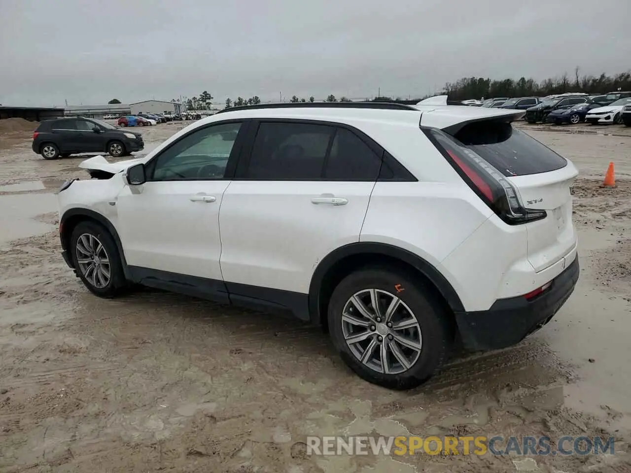 2 Фотография поврежденного автомобиля 1GYFZER40NF112492 CADILLAC XT4 2022