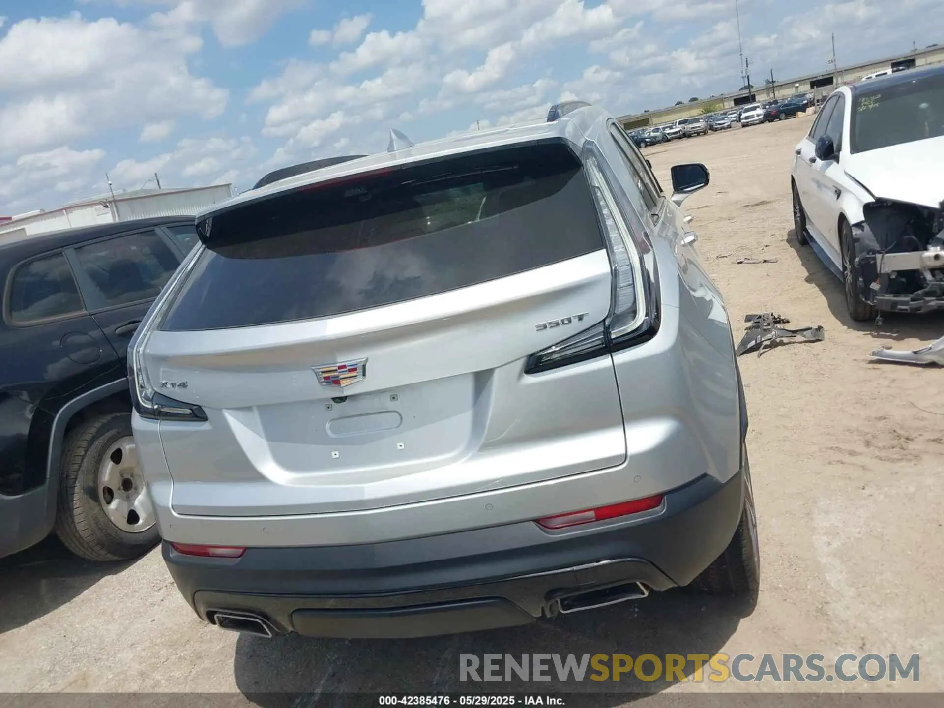 15 Фотография поврежденного автомобиля 1GYFZER43NF145874 CADILLAC XT4 2022