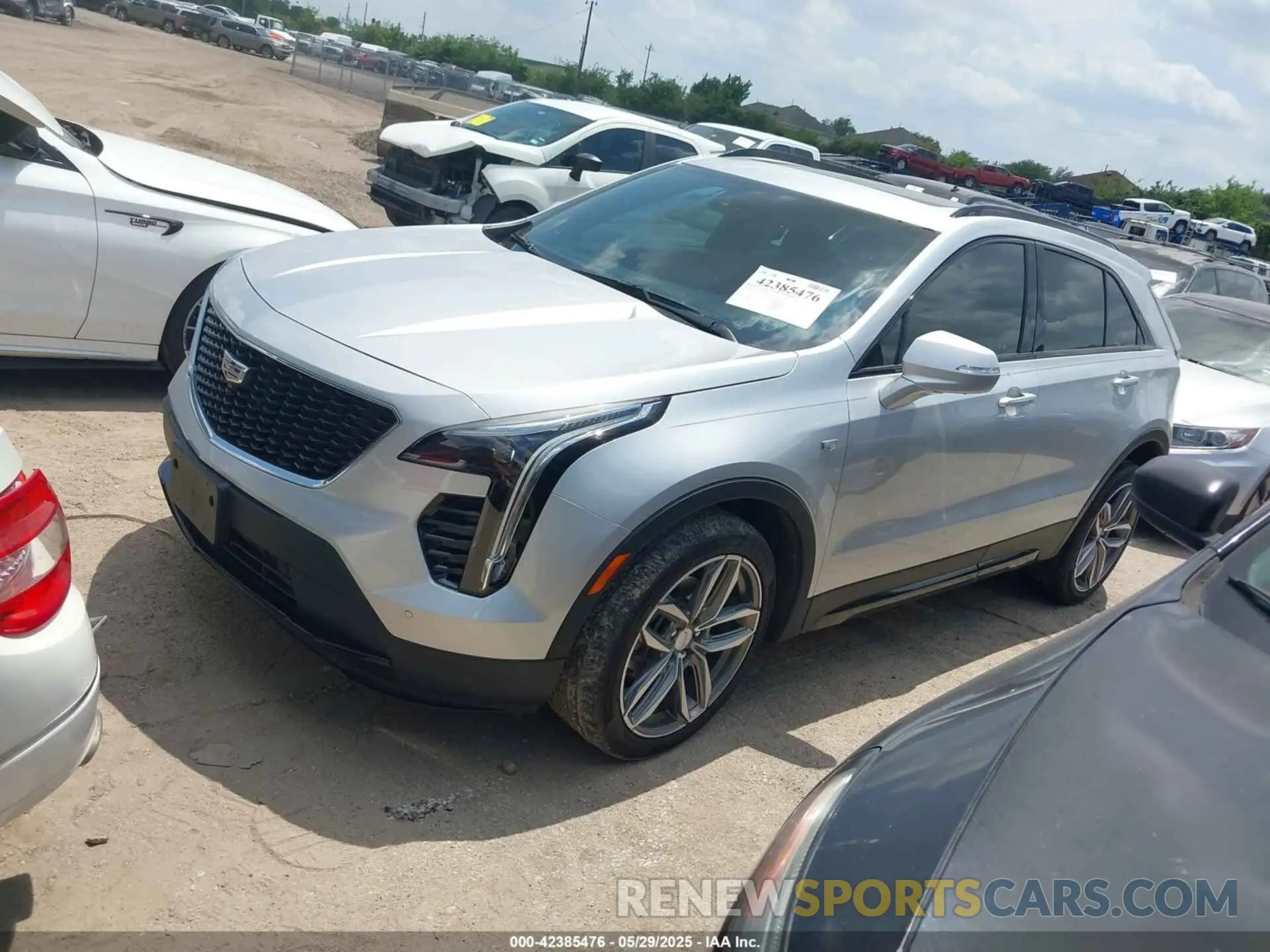 2 Фотография поврежденного автомобиля 1GYFZER43NF145874 CADILLAC XT4 2022