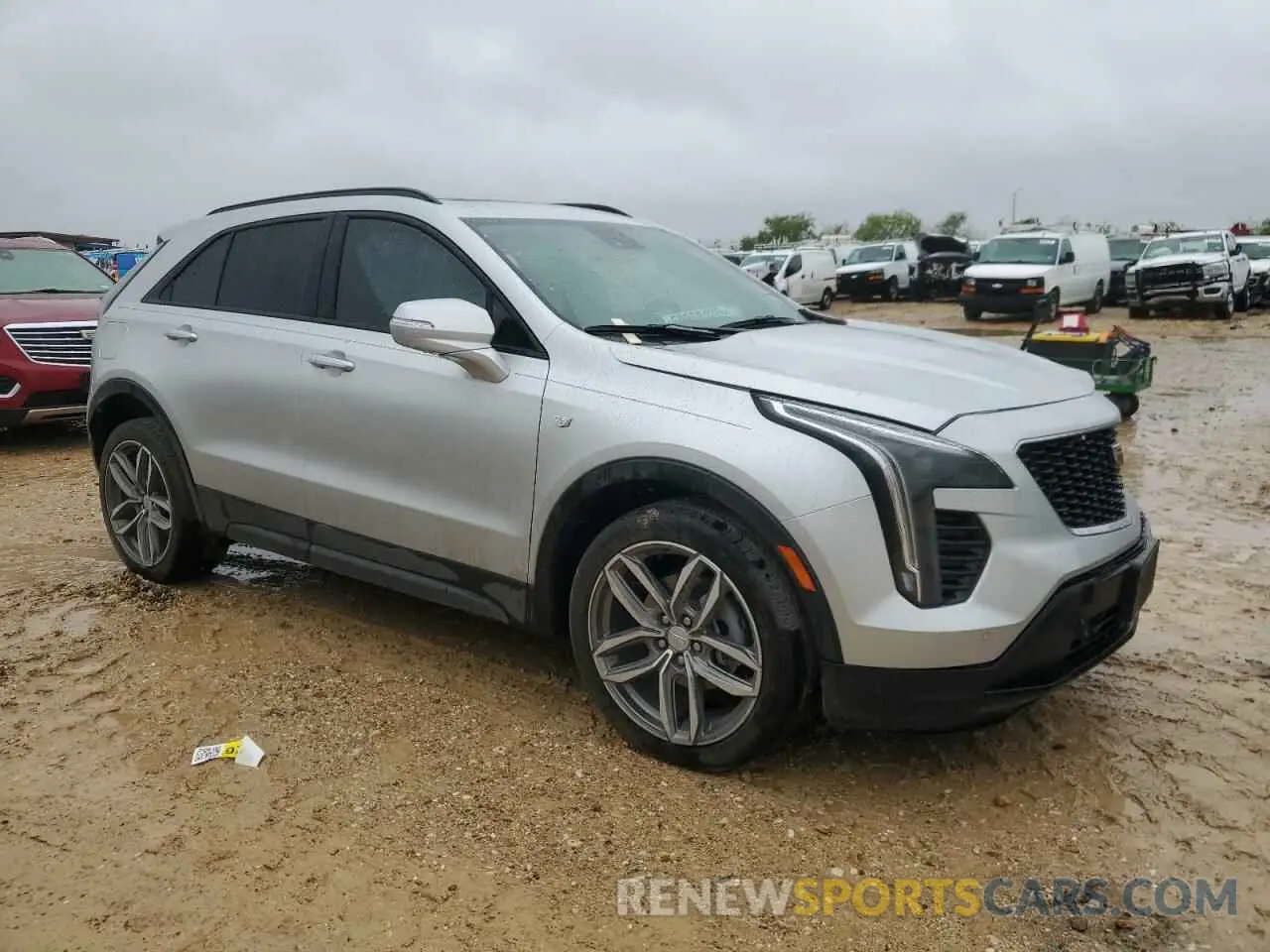 4 Фотография поврежденного автомобиля 1GYFZER47NF111047 CADILLAC XT4 2022
