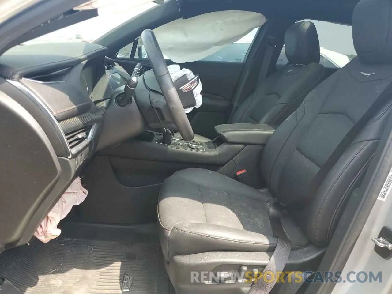 7 Фотография поврежденного автомобиля 1GYFZER47NF111047 CADILLAC XT4 2022